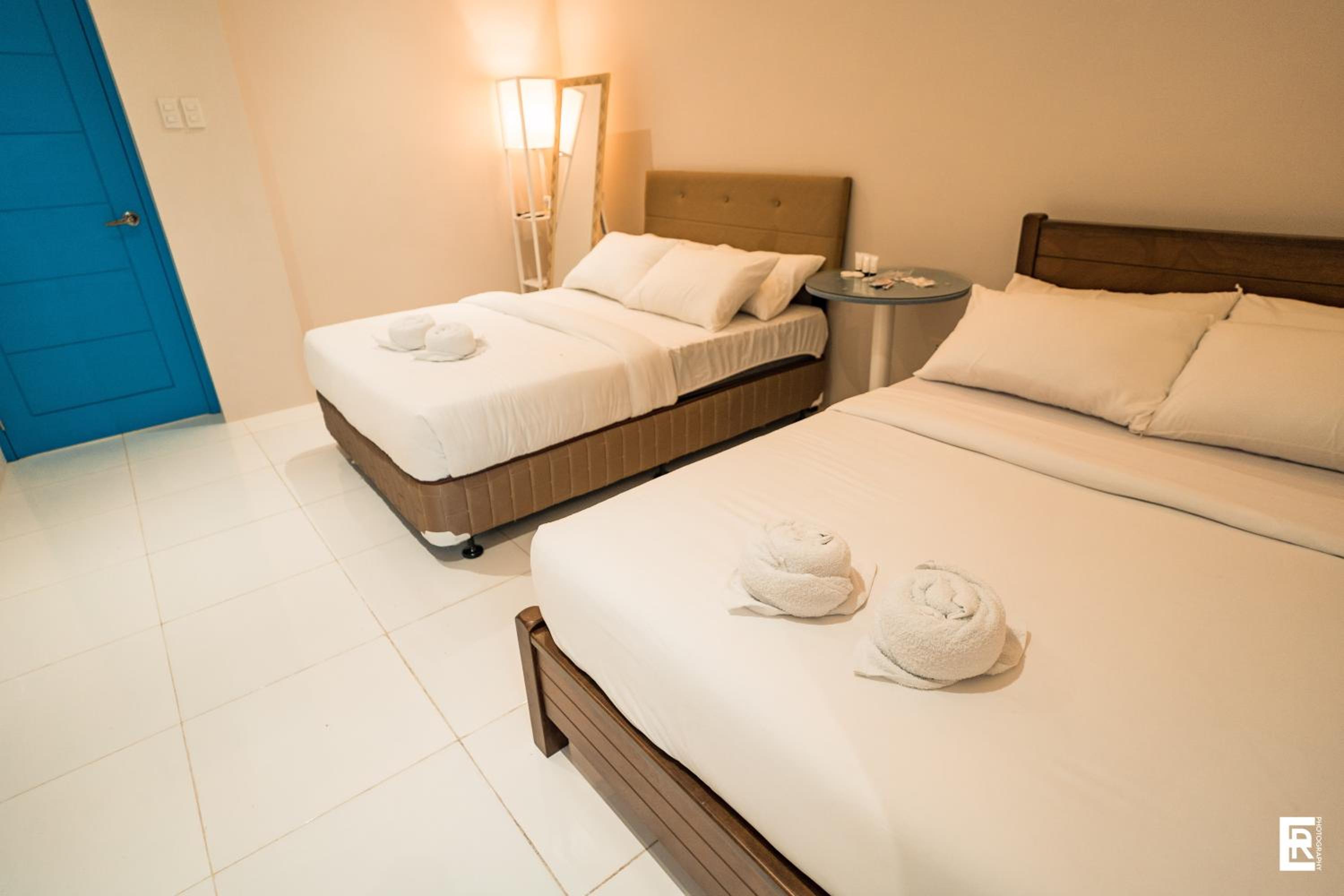 Family Room - Photo 9