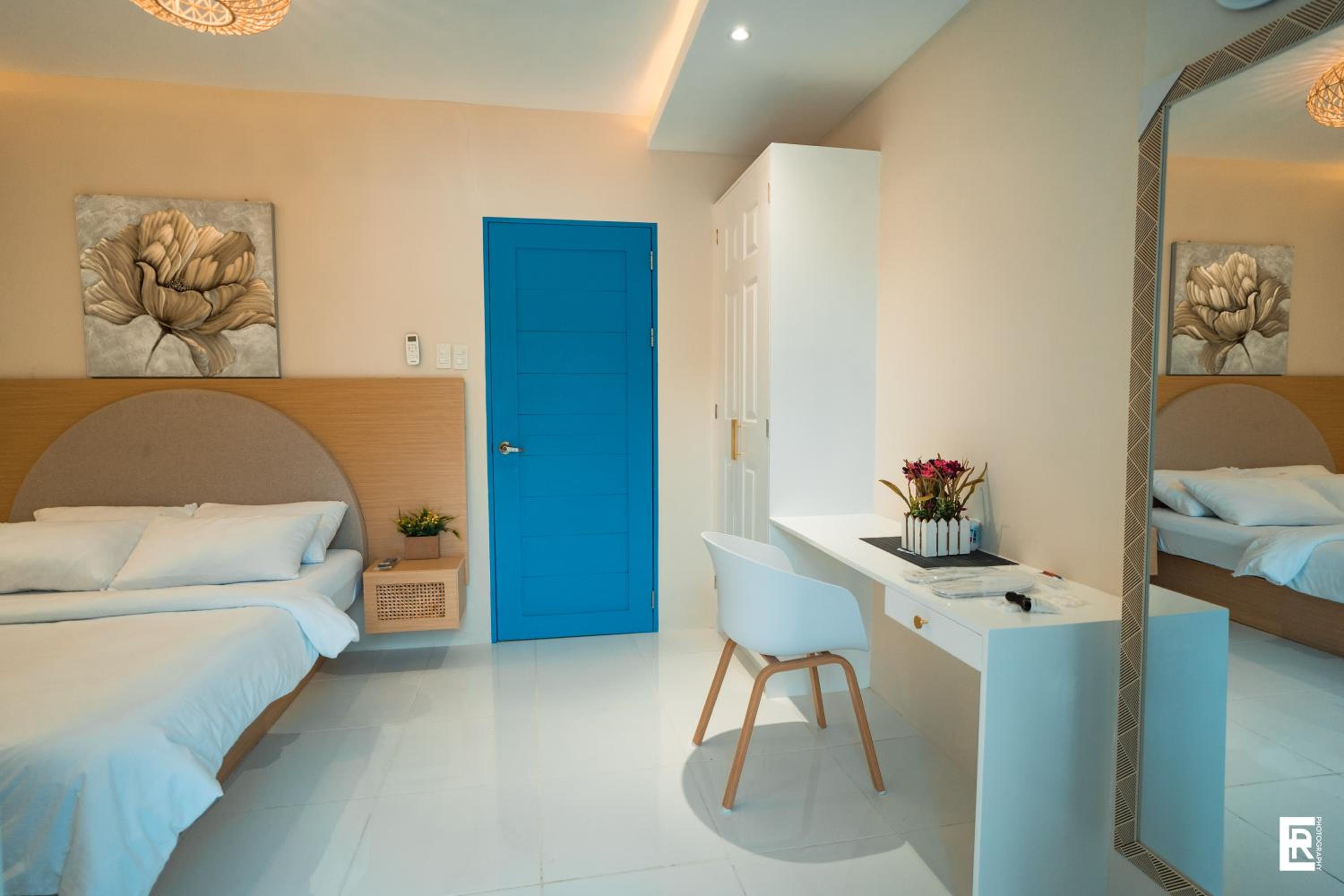 Standard Queen Room - Photo 14