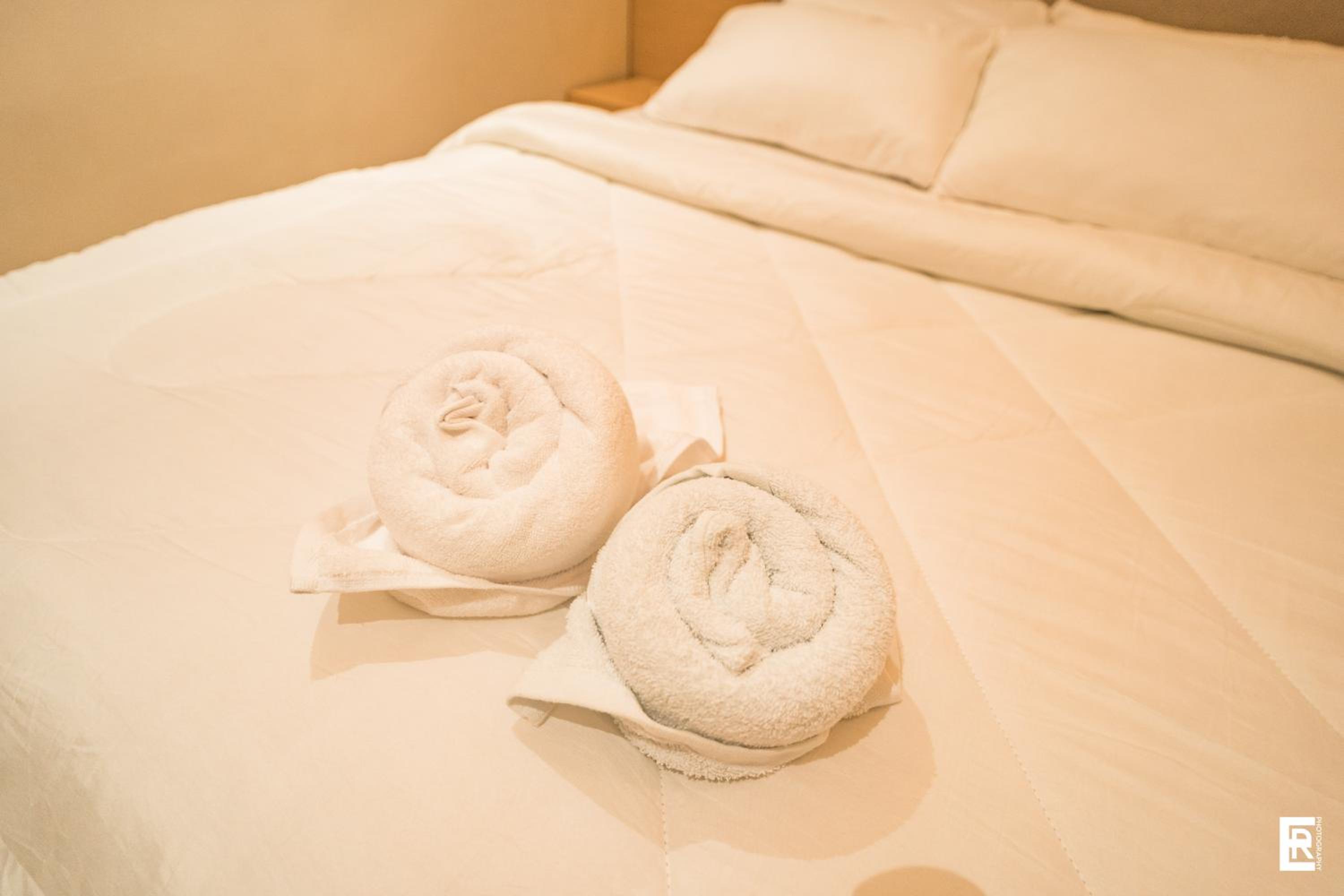 Standard Queen Room - Photo 11
