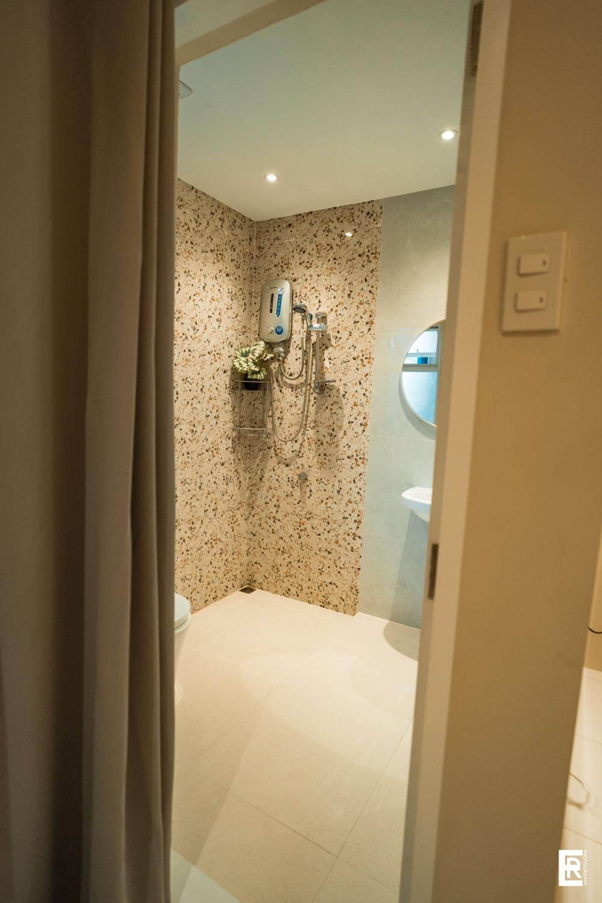 Standard Queen Room - Photo 16