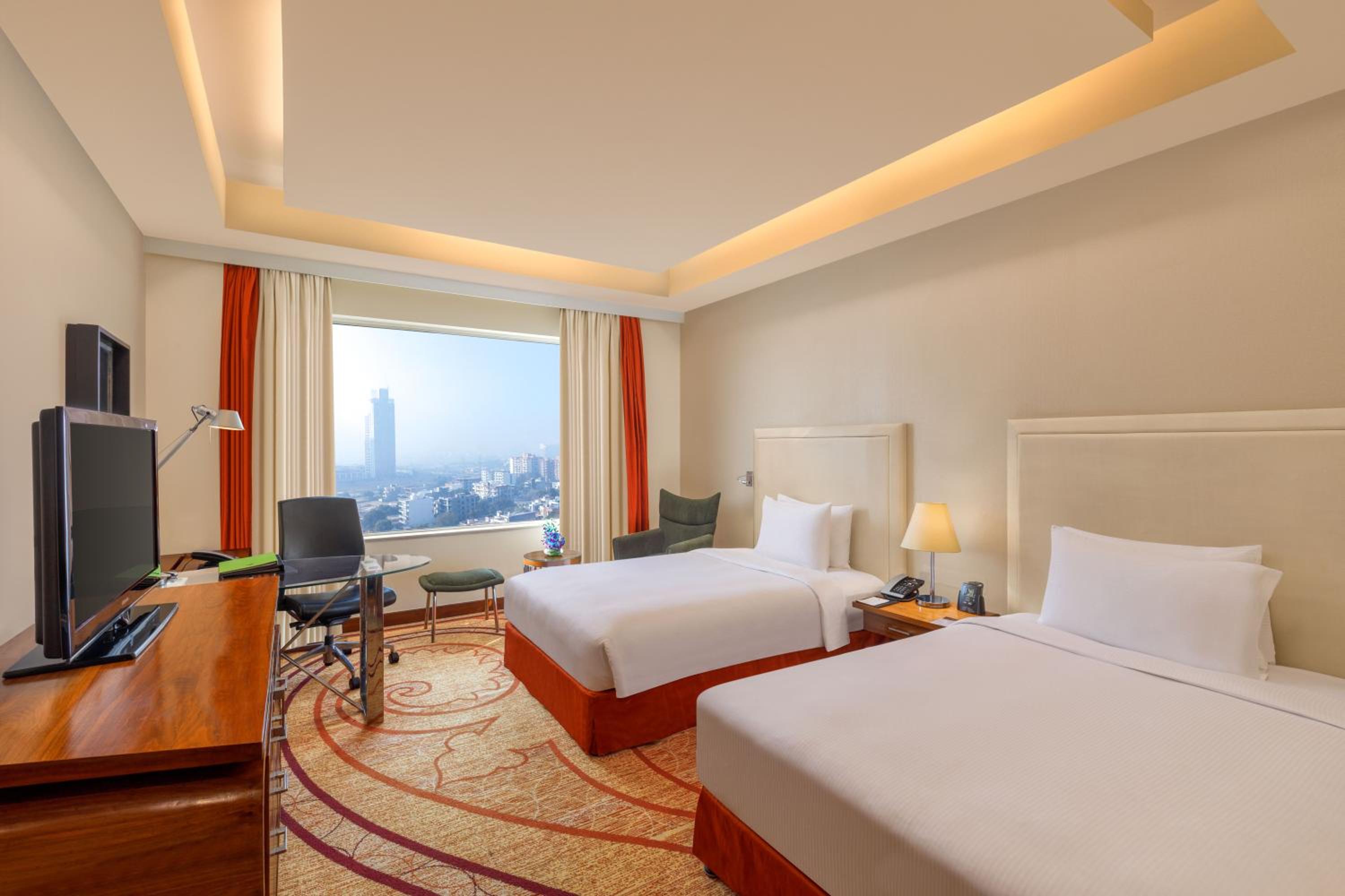 Premium Twin Room - Photo 5