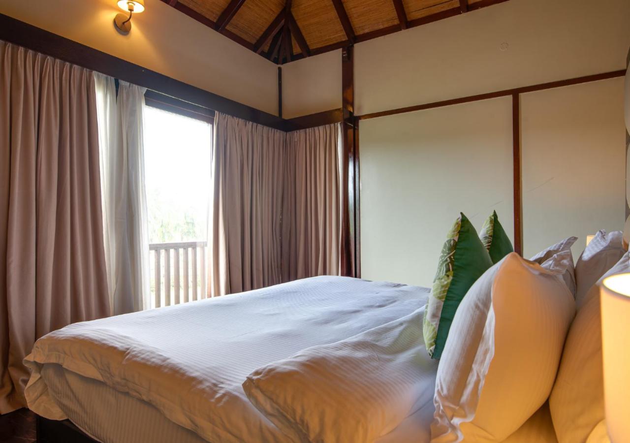 Two-Bedroom Cottage - Photo 2