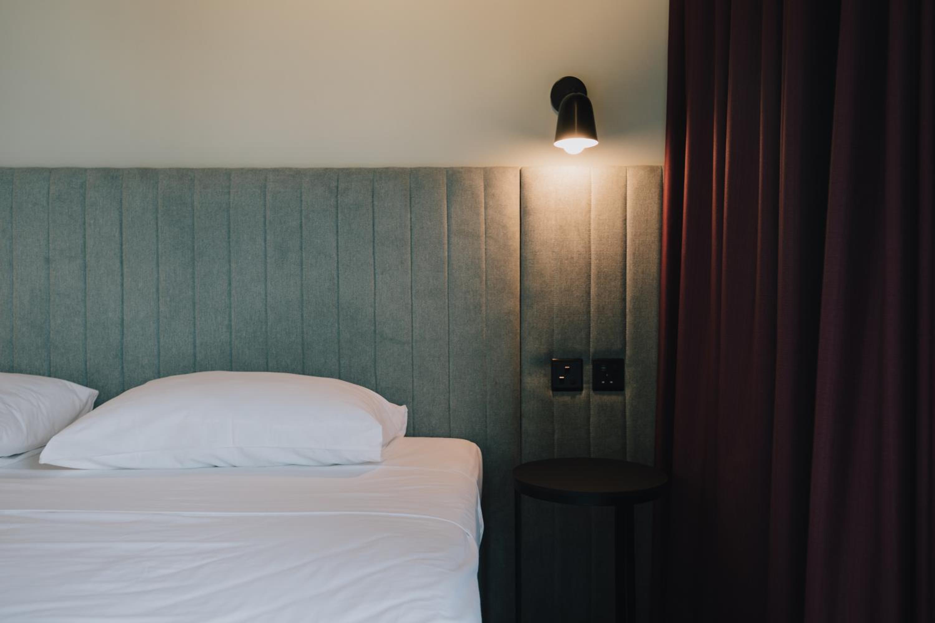 Standard Double or Twin Room with City View