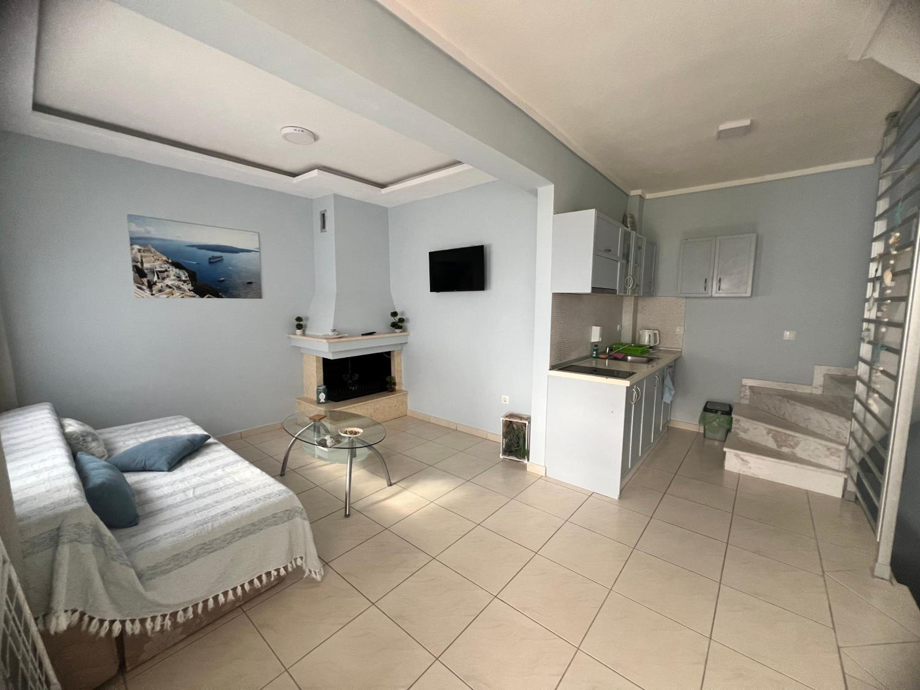 Three-Bedroom House photo 1