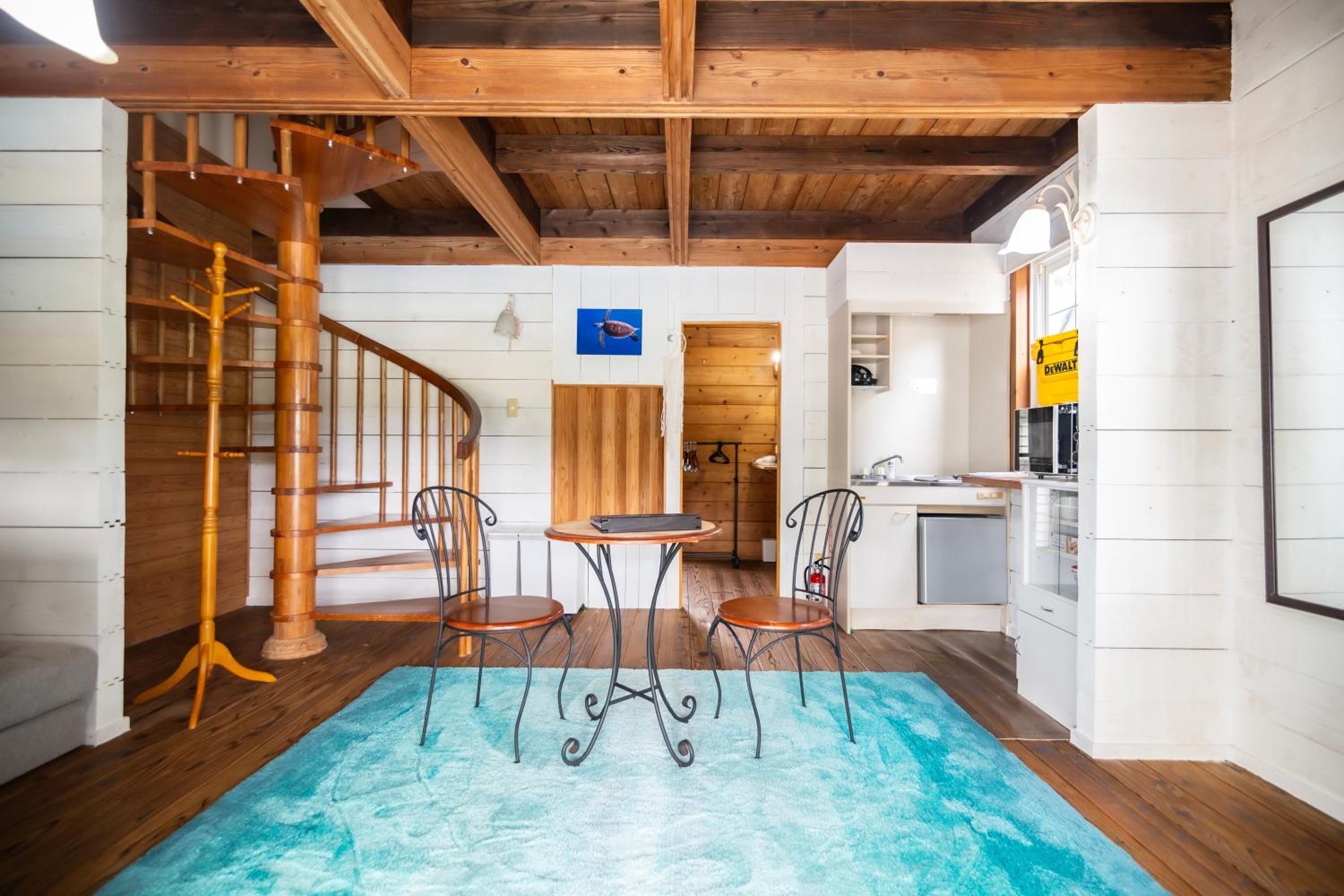 One-Bedroom House photo 1