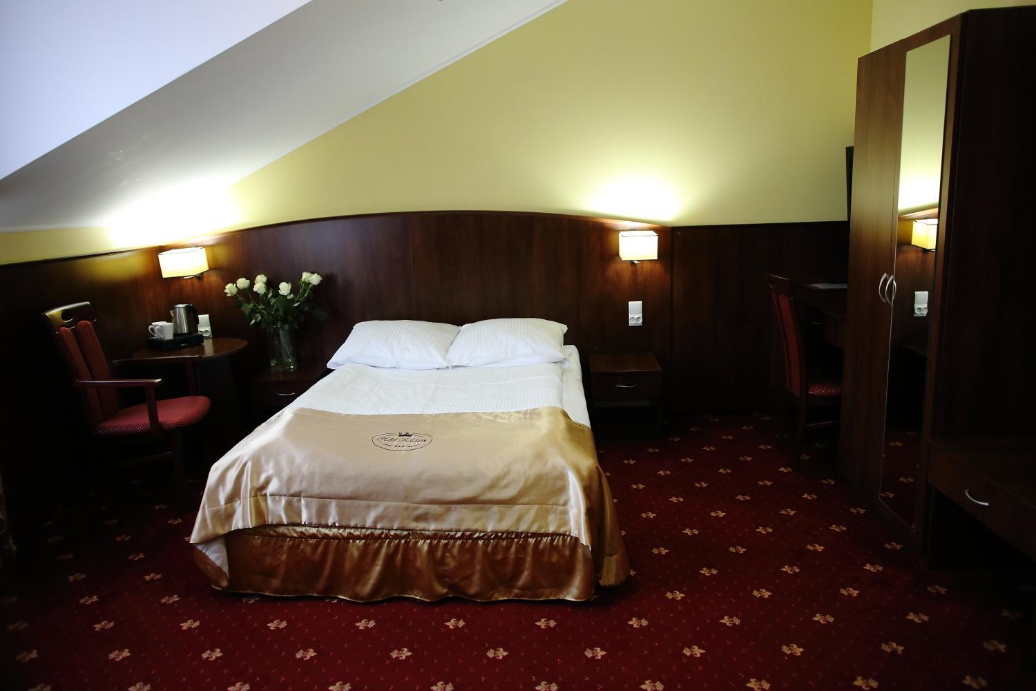 Double Room with Private Bathroom photo 1