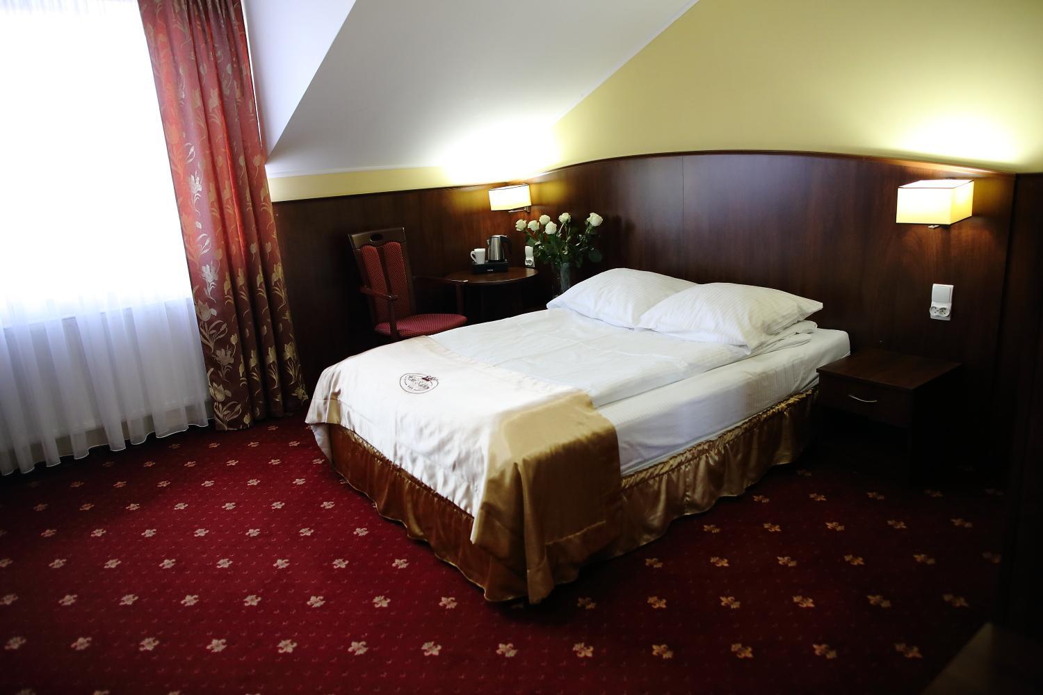 Double Room with Private Bathroom photo 2