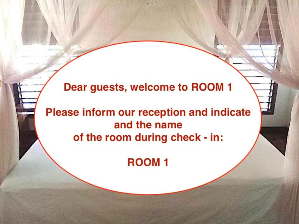 Double Room with Private Bathroom - Photo 11
