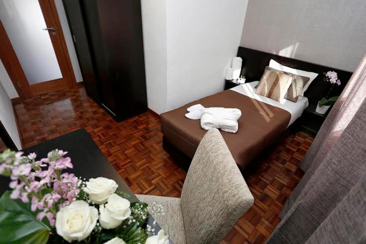 Three-Bedroom House - Photo 1