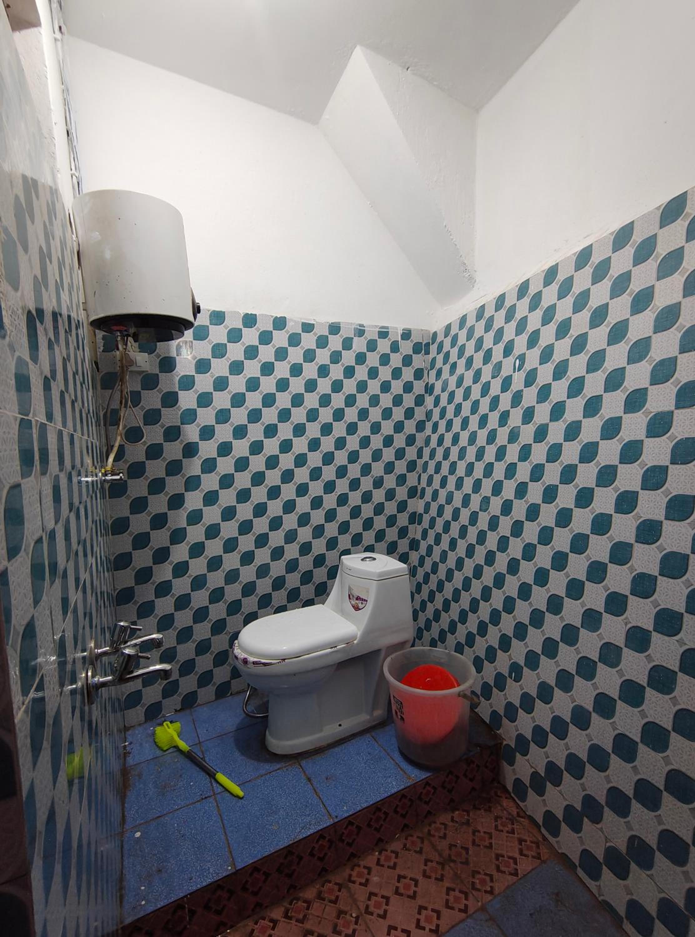 Quadruple Room With Private Bathroom photo 2