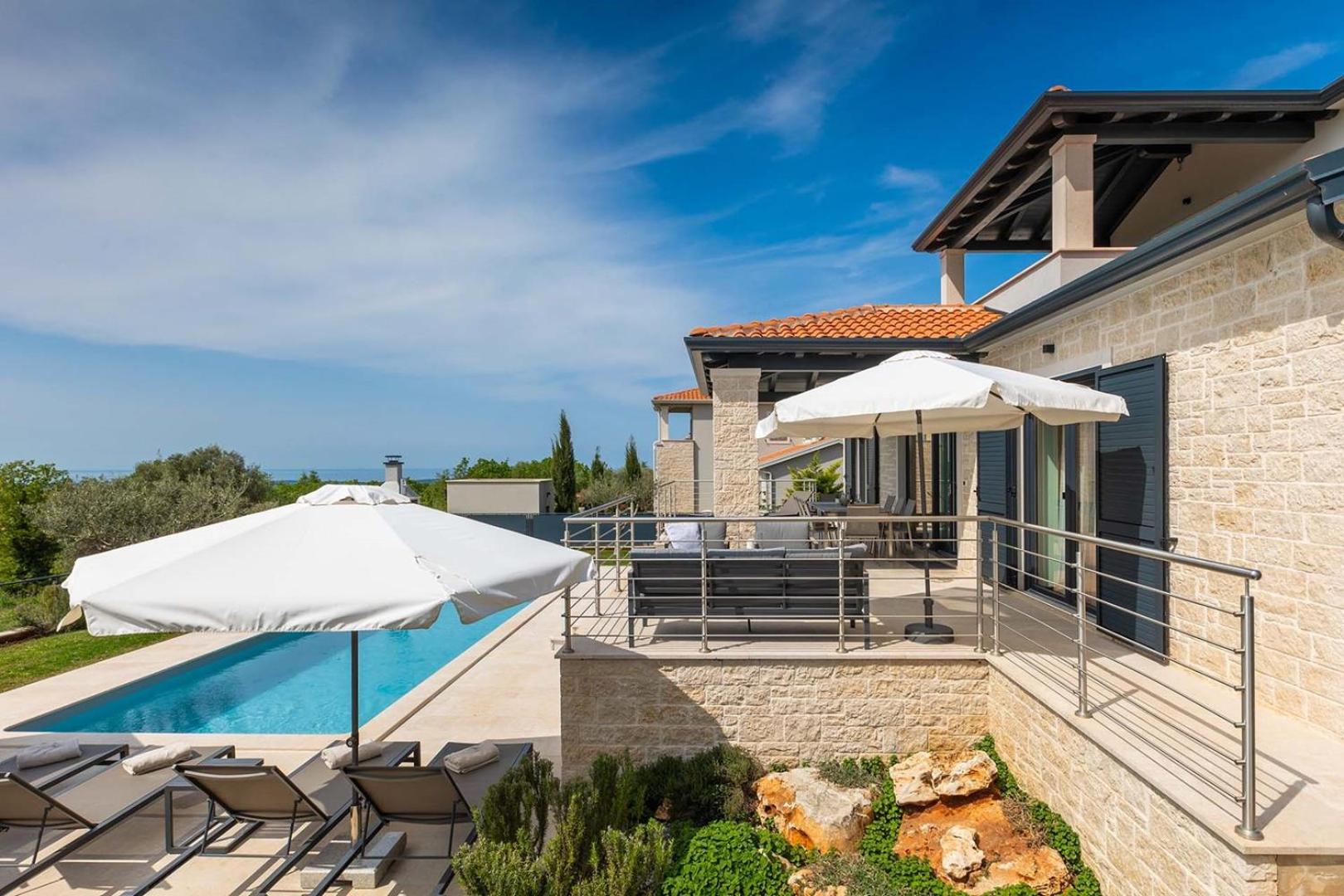 Villa with Private Pool photo 2