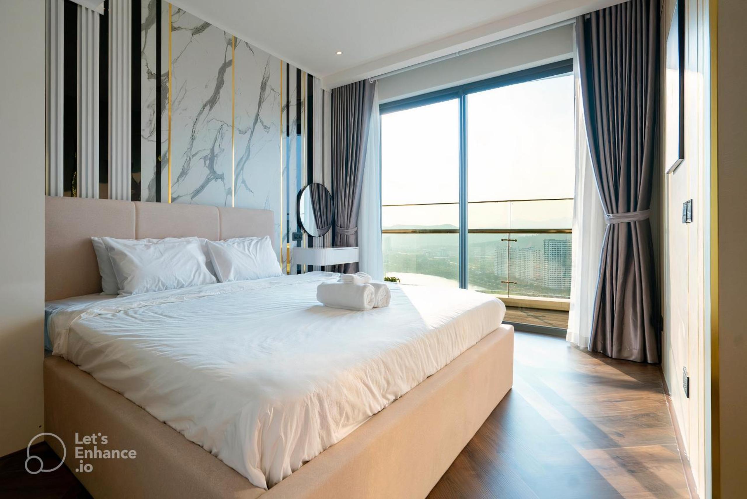 Two-Bedroom Apartment with Sea View photo 3