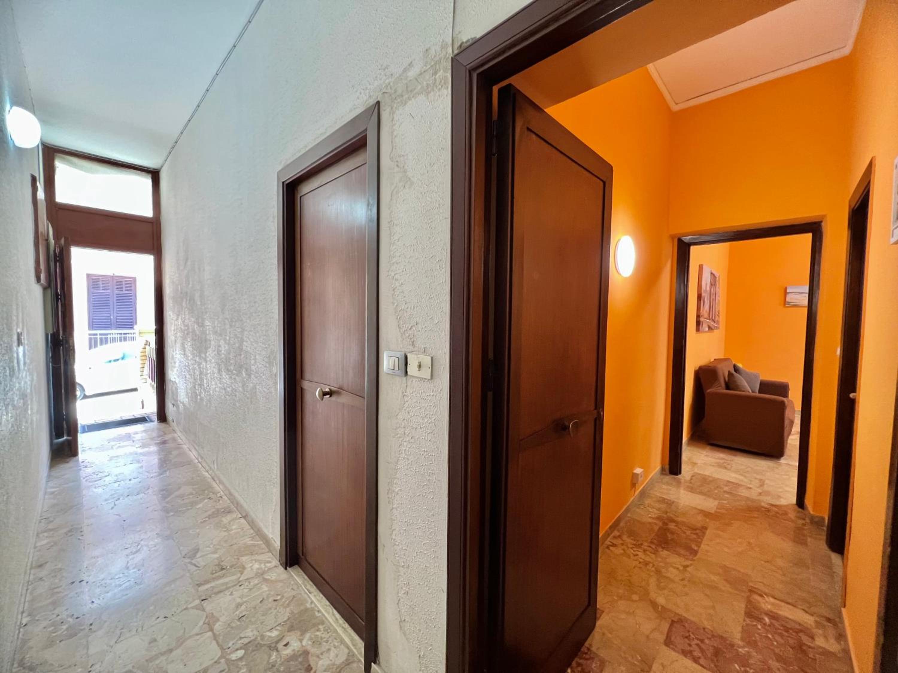 Three-Bedroom Apartment with View photo 1