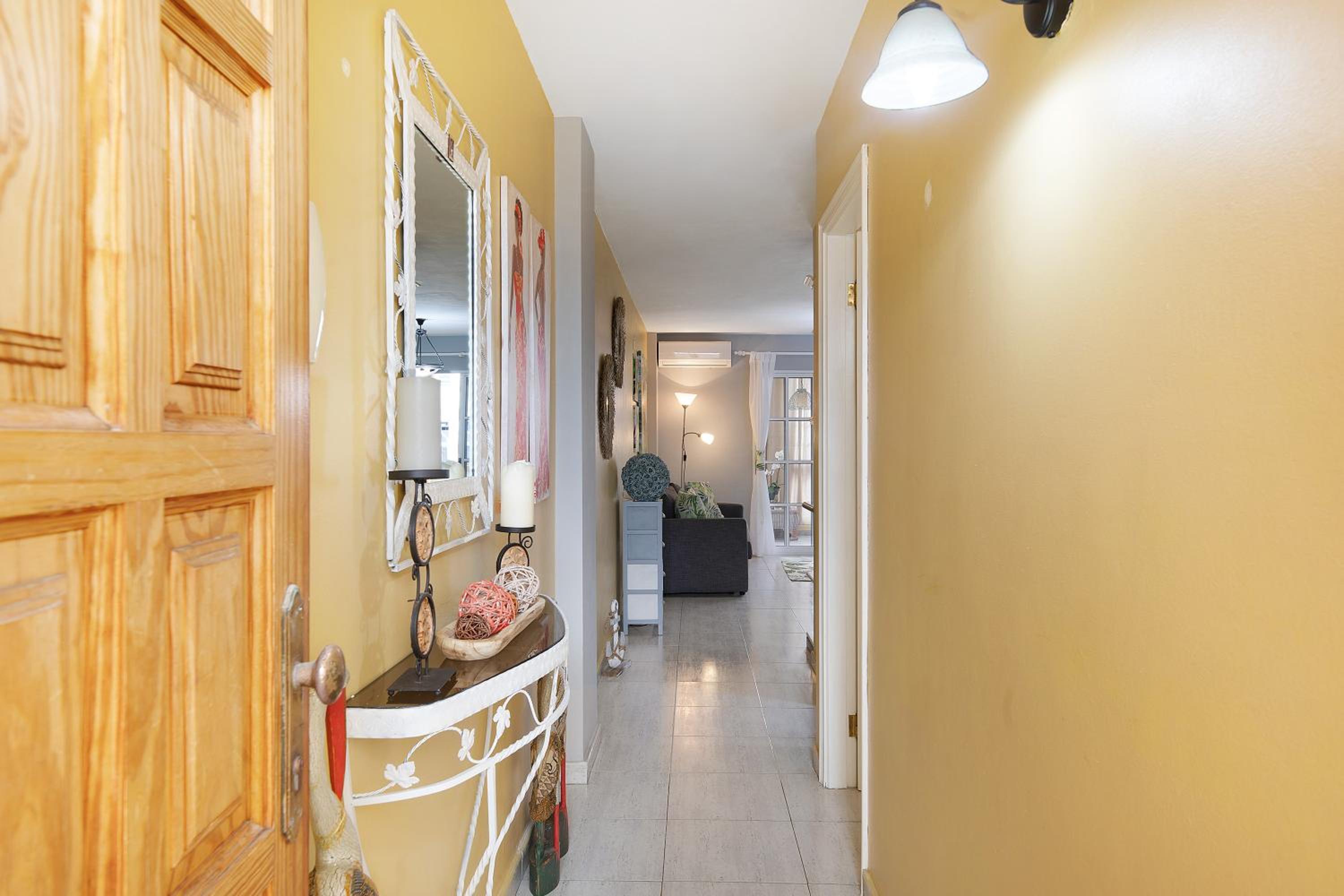 Apartment with Terrace photo 3