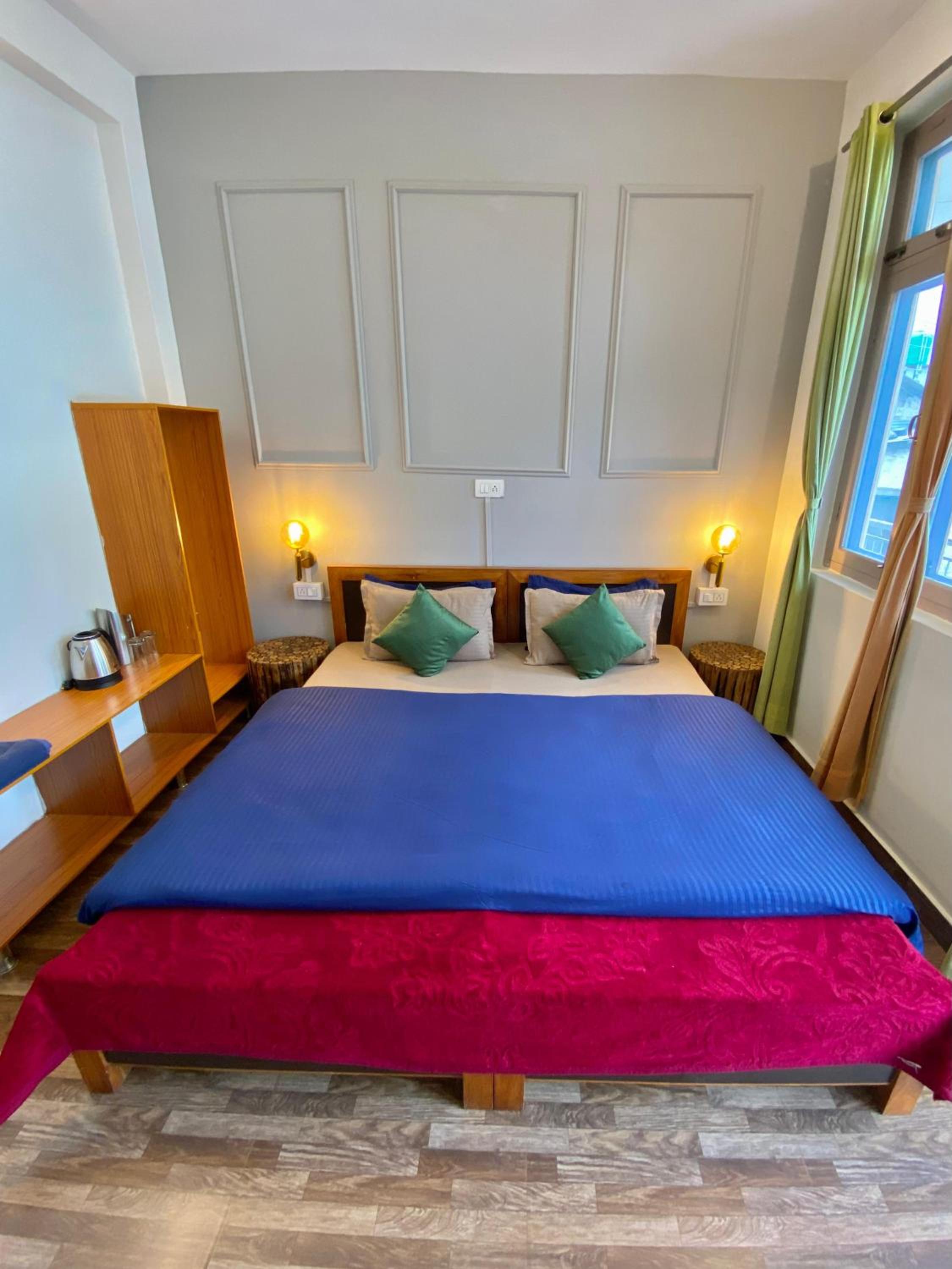 Small Double Room photo 2