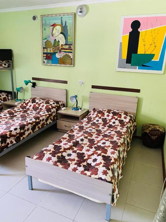 Bed in 4-Bed Mixed Dormitory Room photo 1