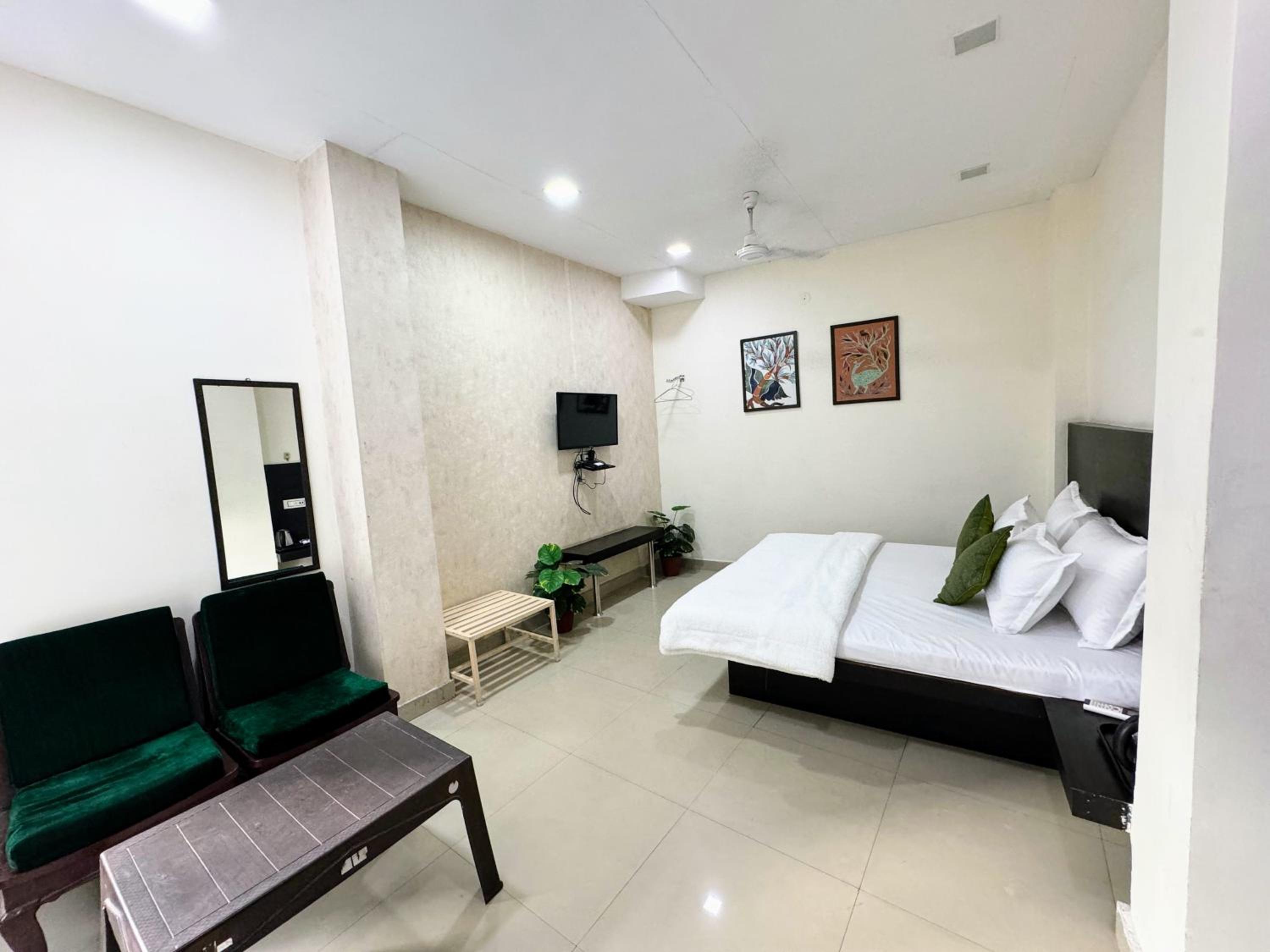 Family Suite - Photo 23