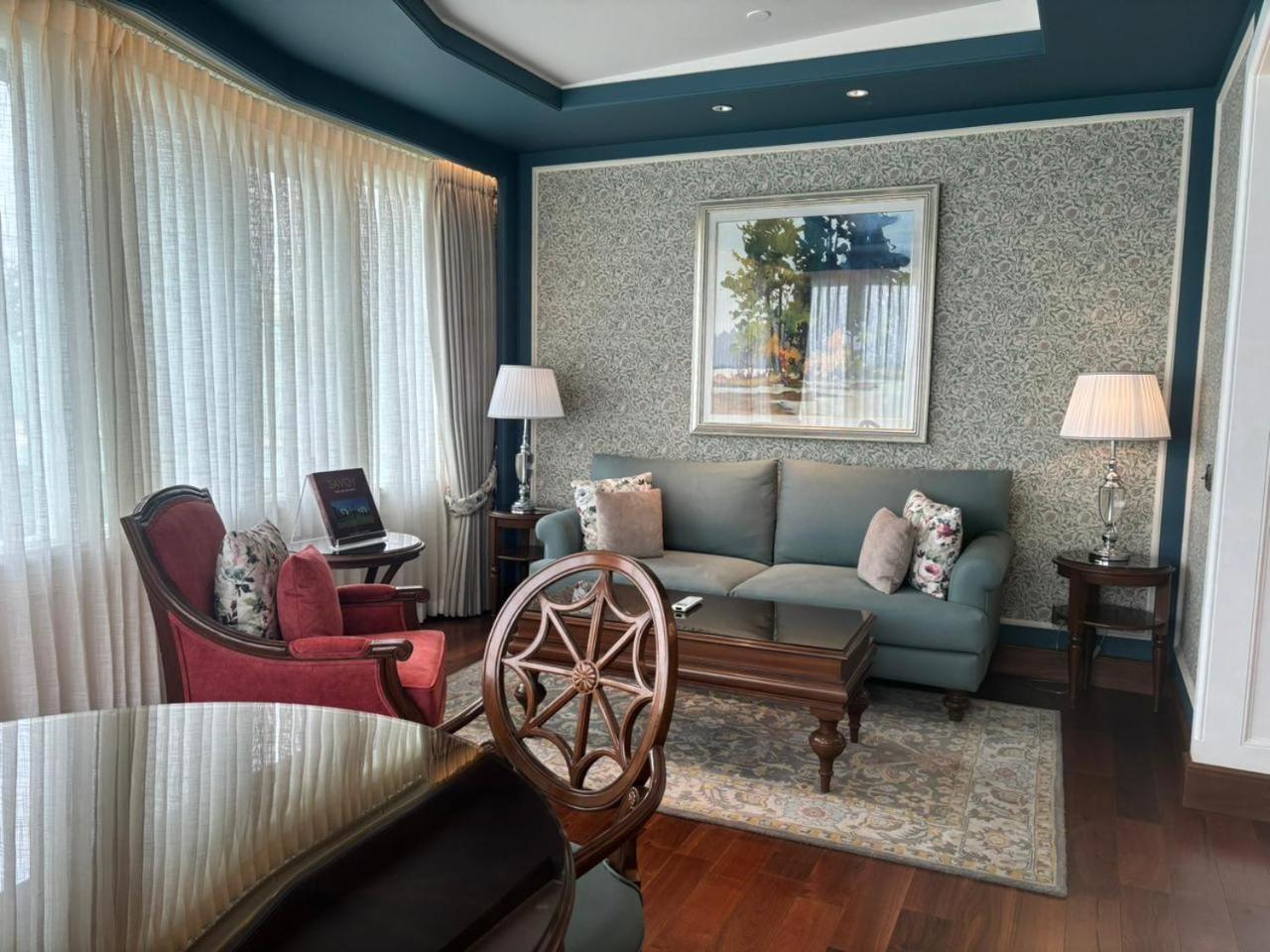 Deluxe Suite photo 2