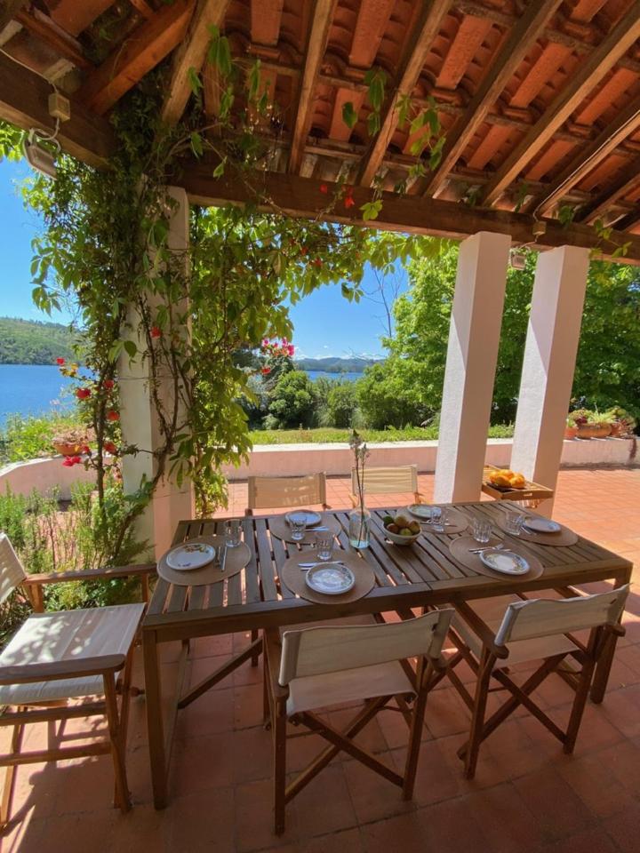 Three-Bedroom House photo 3