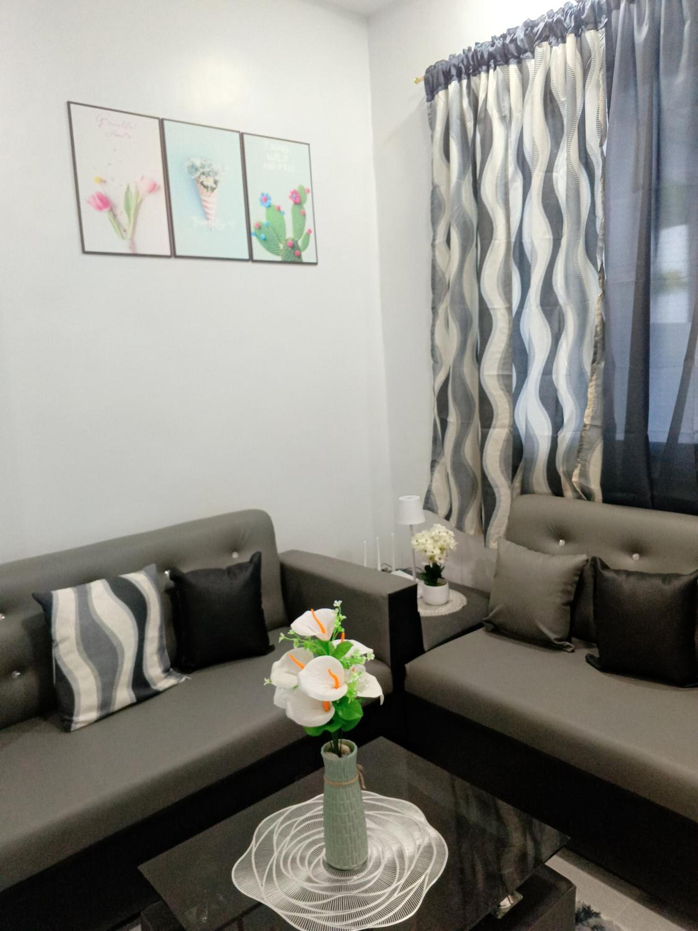 Apartment With Balcony photo 3