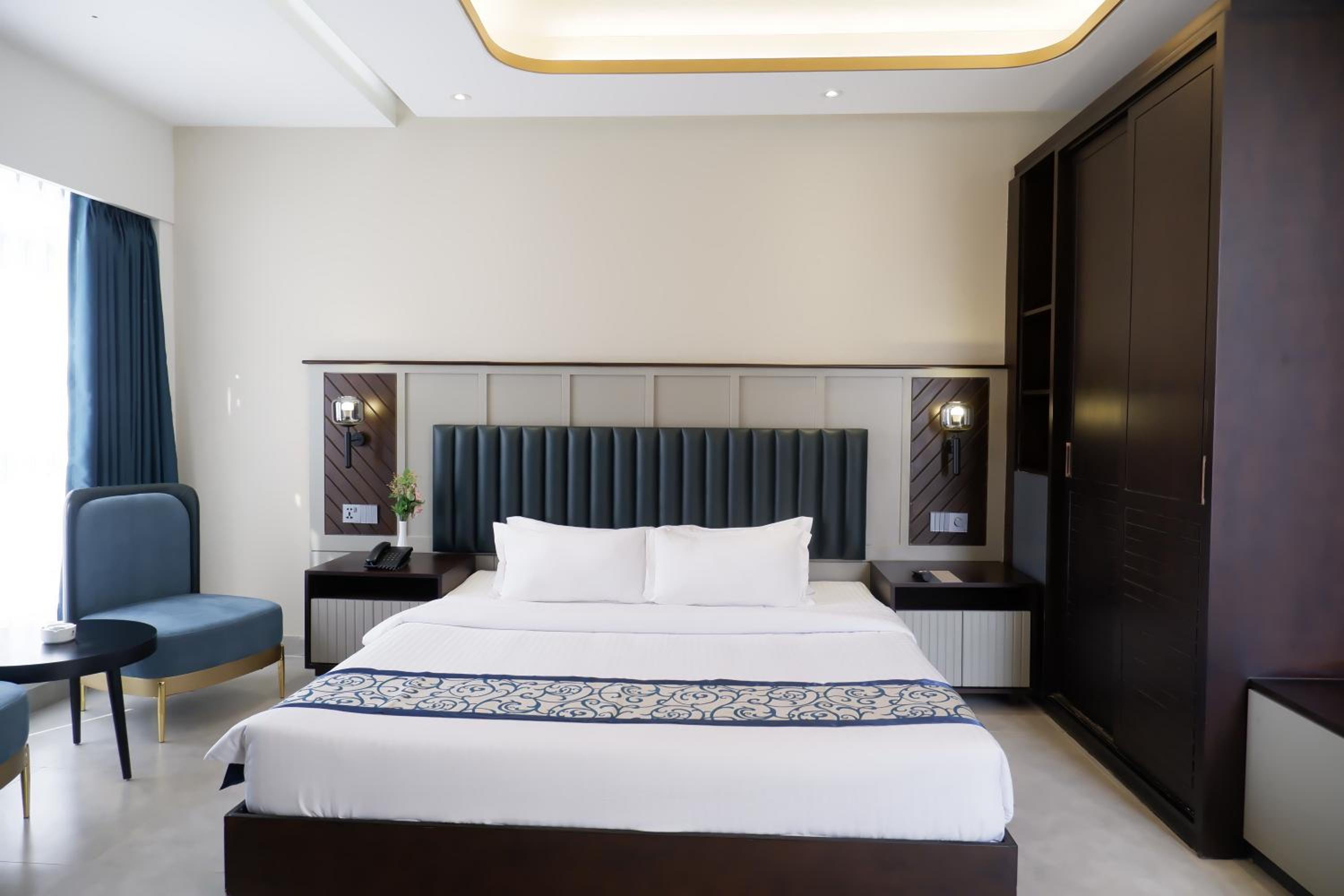 Deluxe Double Room photo 3
