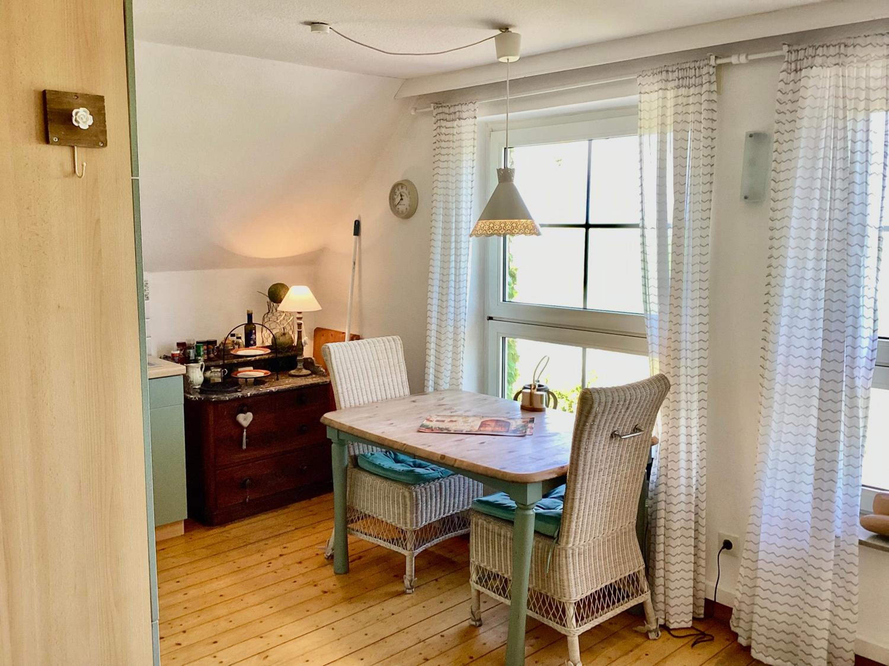 One-Bedroom Apartment photo 3