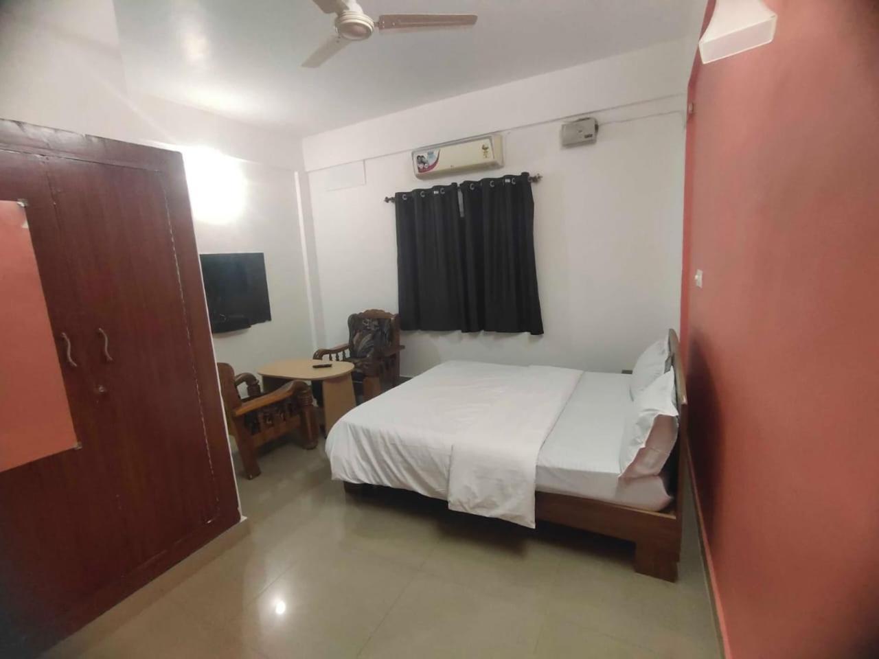 Double Or Twin Room photo 1