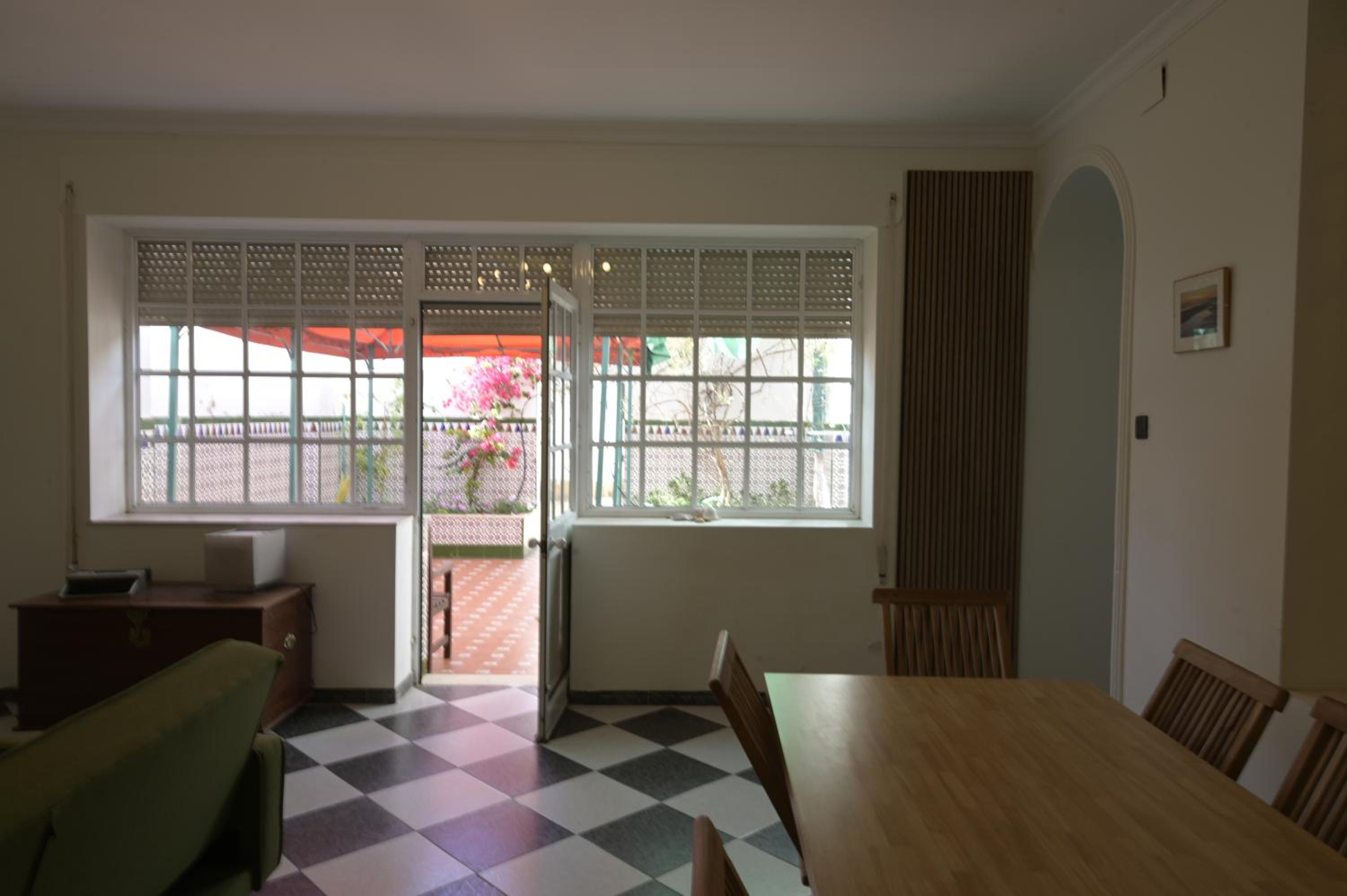 Casa de cuatro habitaciones