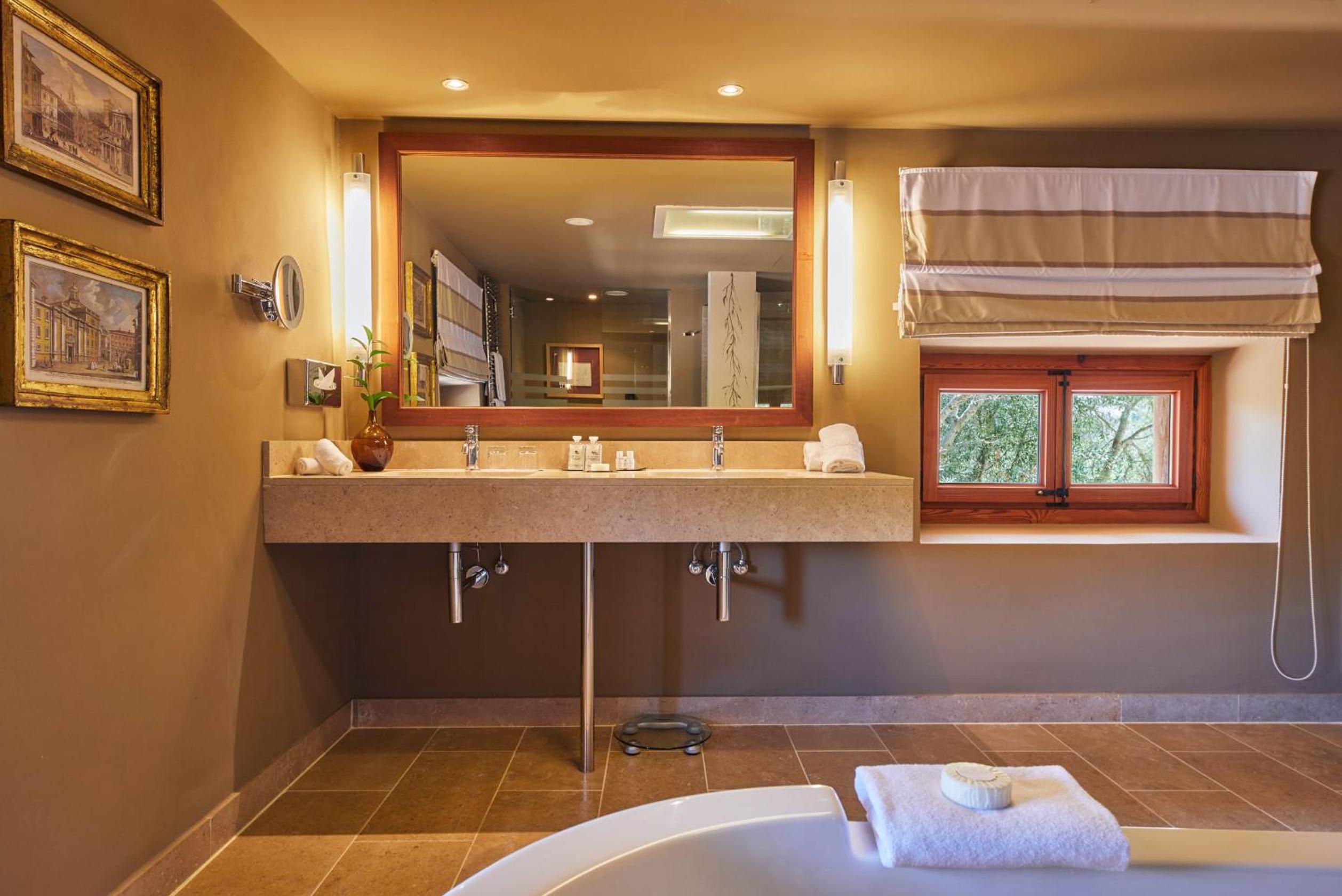 Suite Elegante Febrero