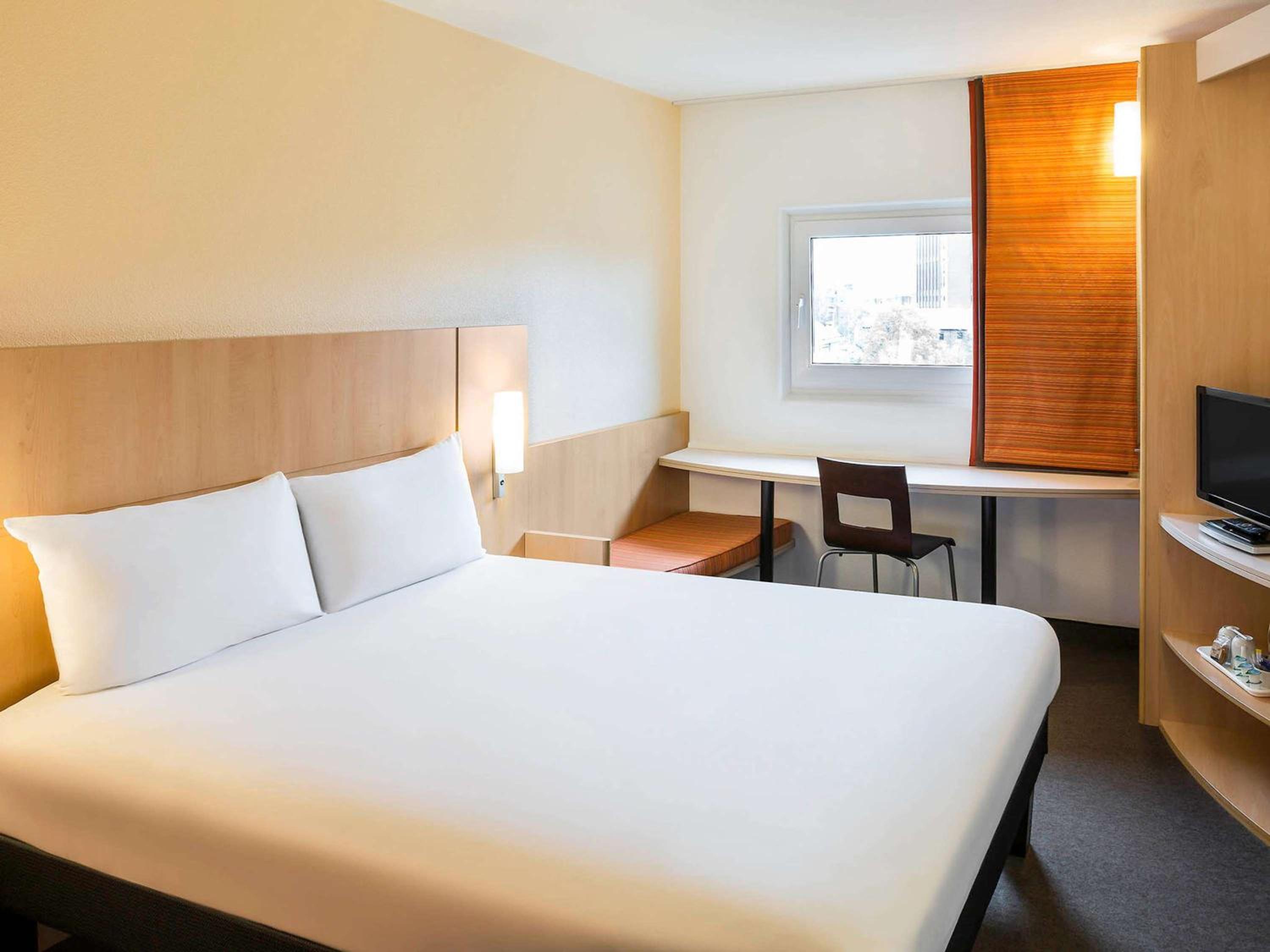 Double Room - Photo 9