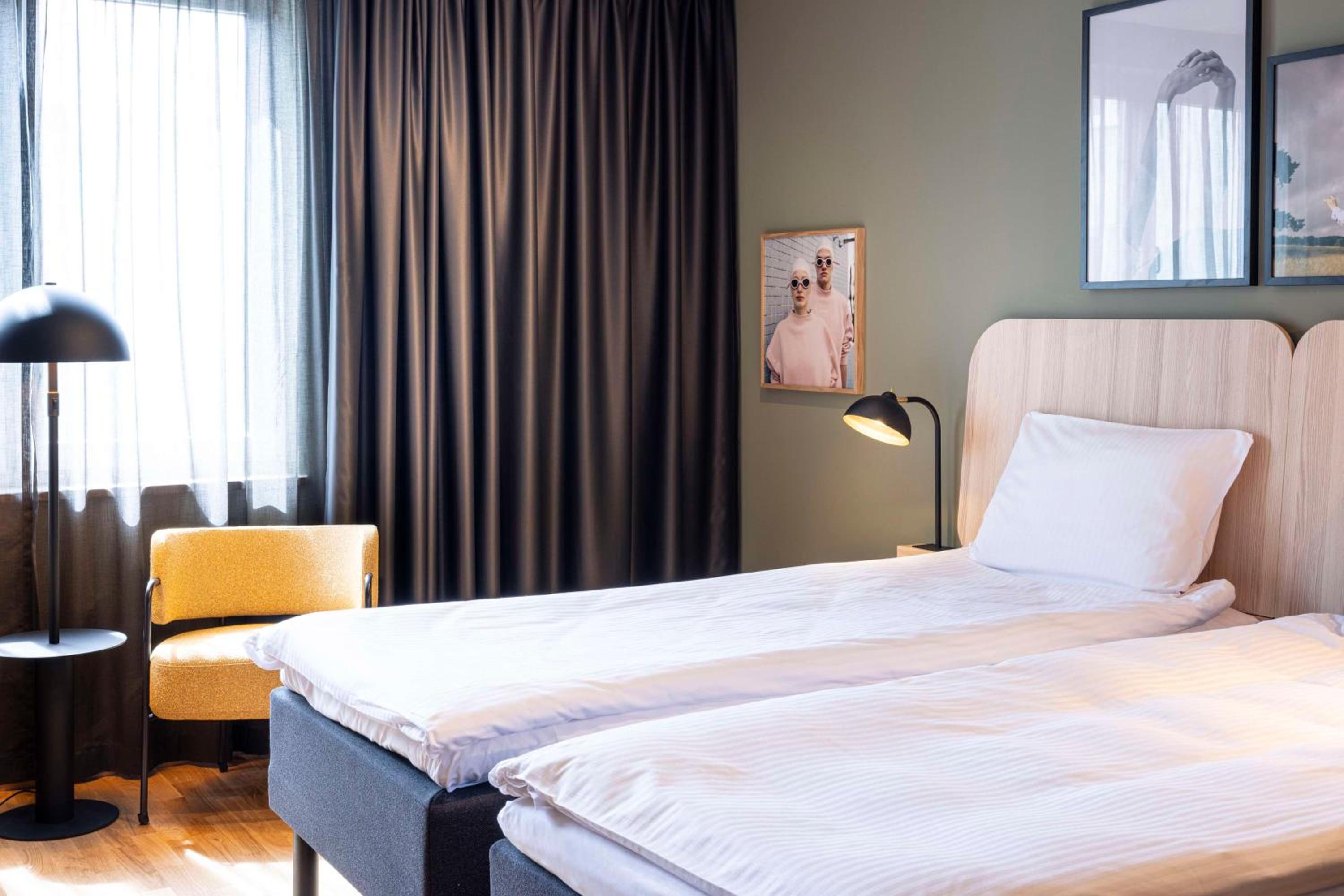 Superior King Room - Photo 4