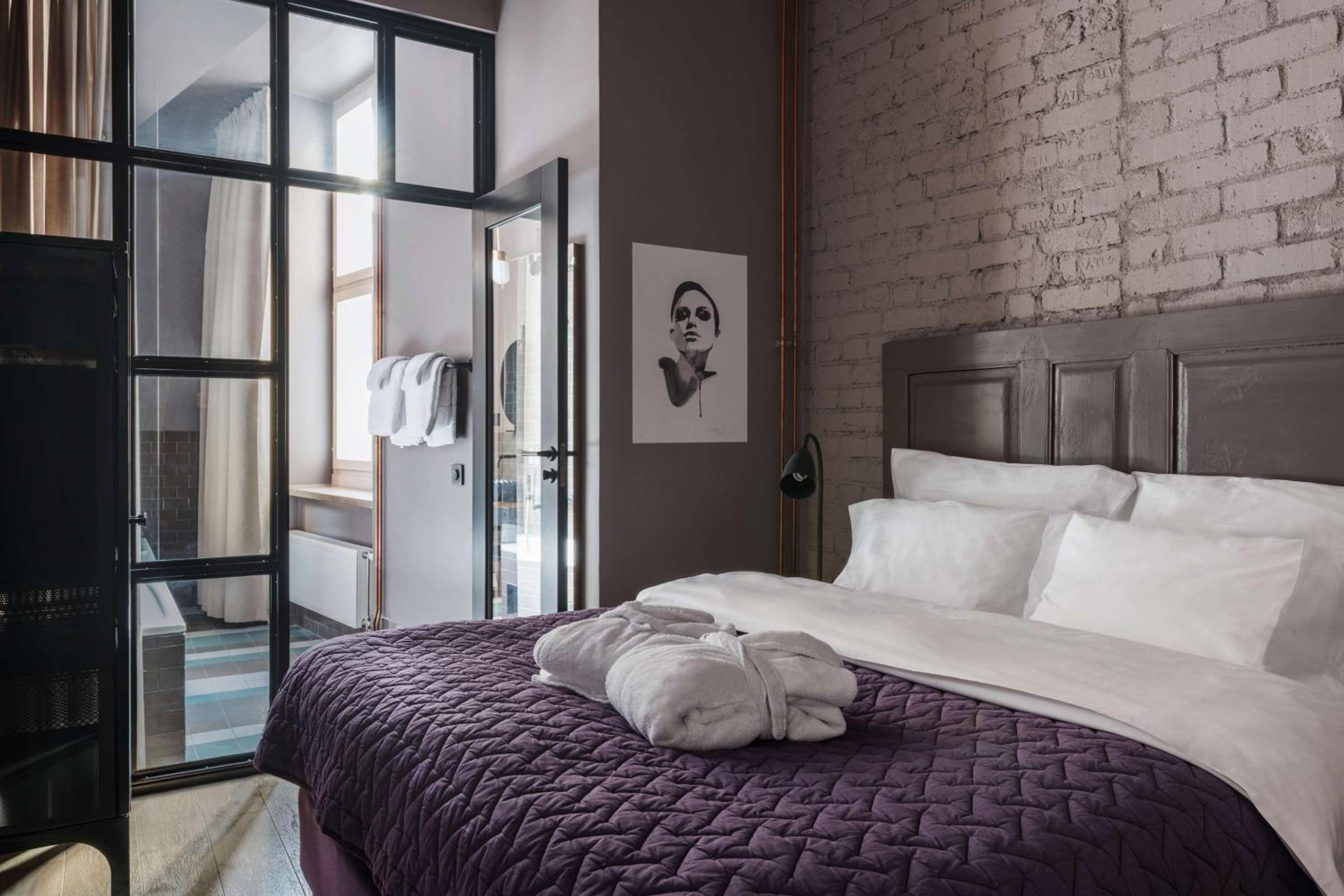 Deluxe Queen Room photo 3