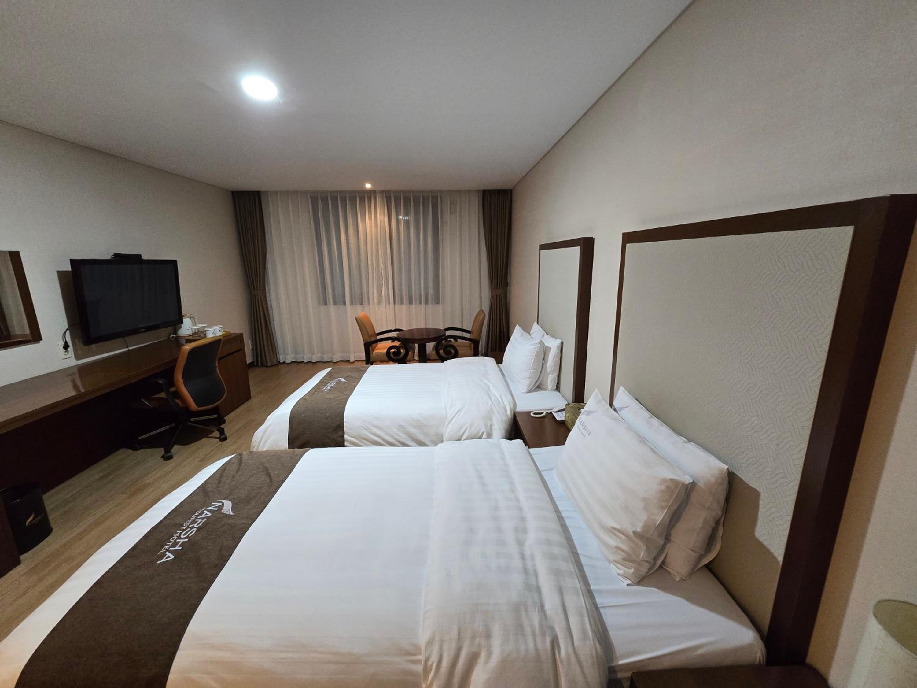 Standard Twin Room photo 2