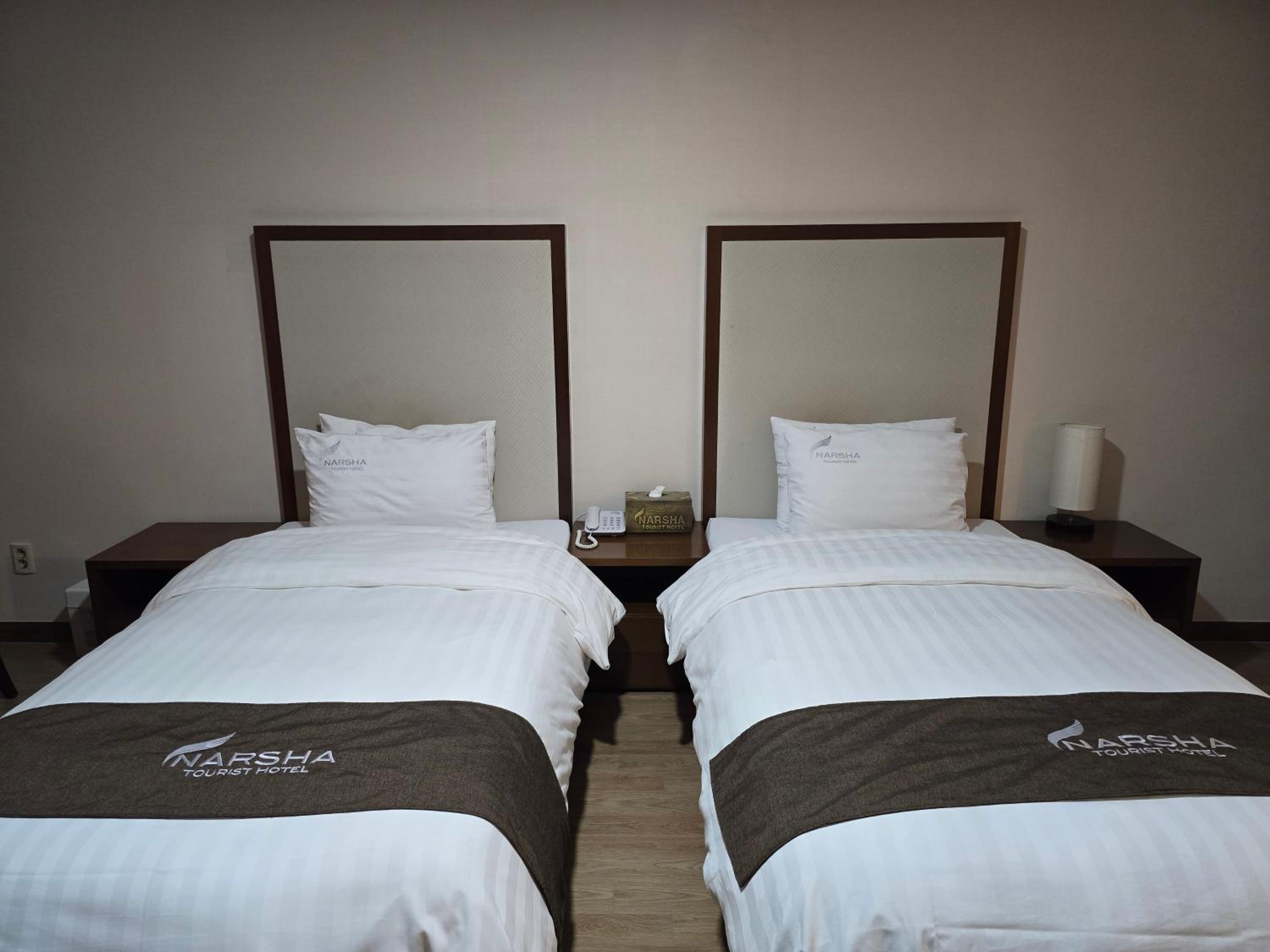 Standard Twin Room photo 3