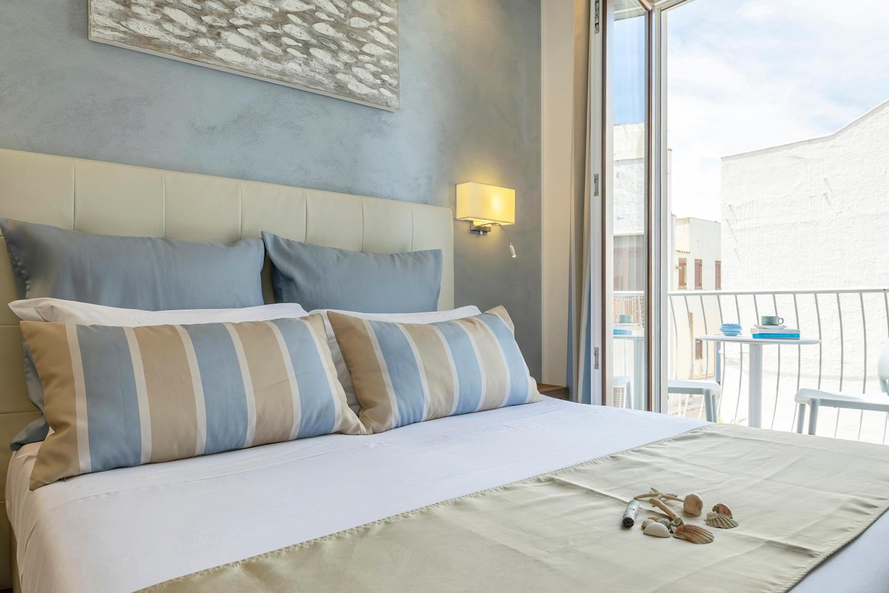 Superior Double or Twin Room with Sea View photo 1