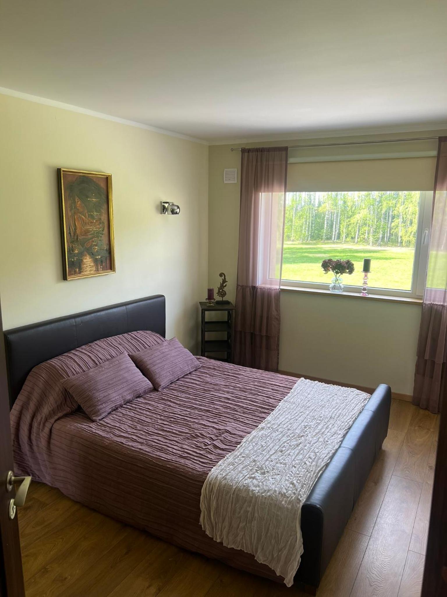 Deluxe Two-Bedroom Apartment with Garden View photo 2