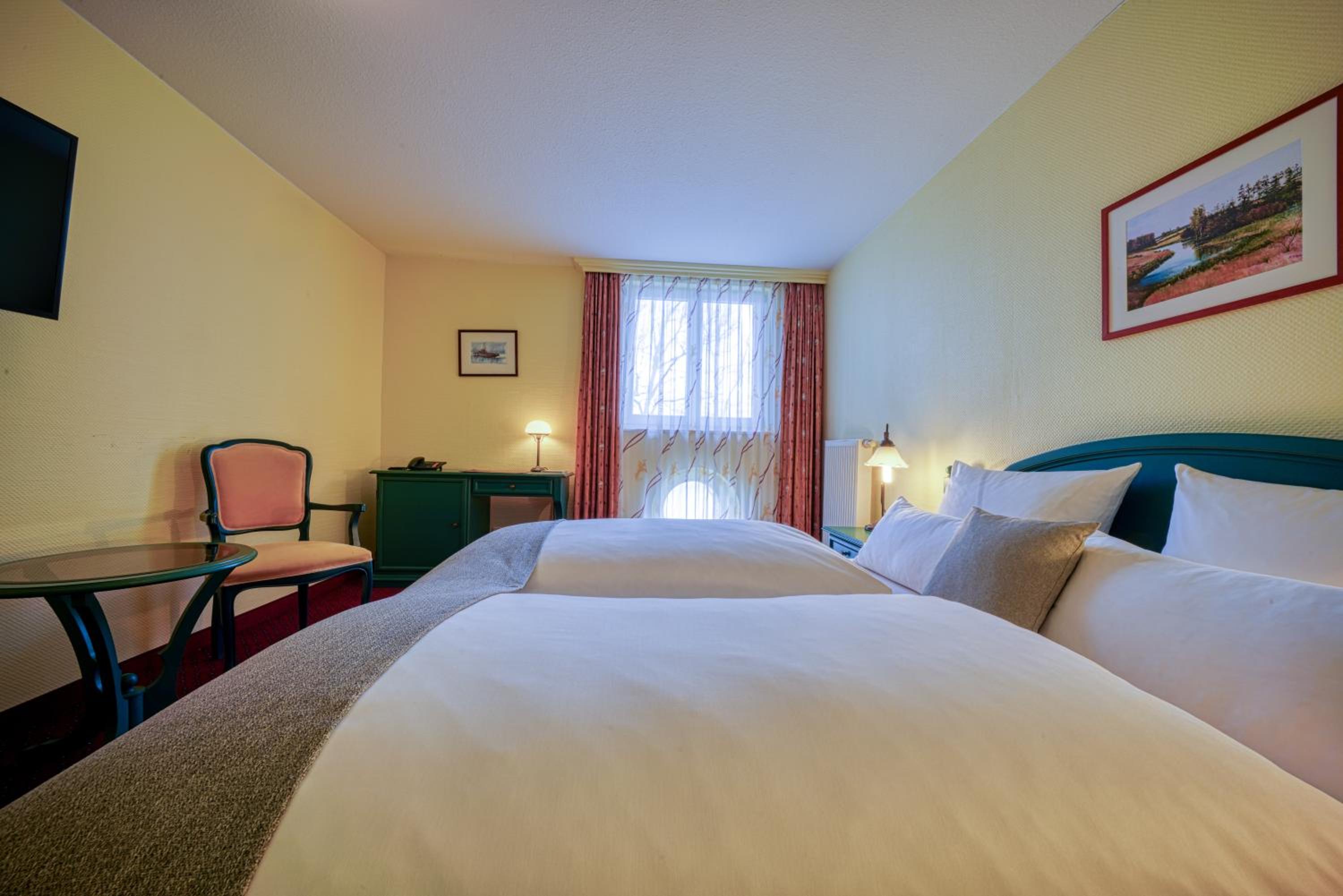 Double Room with Sea View - Photo 4