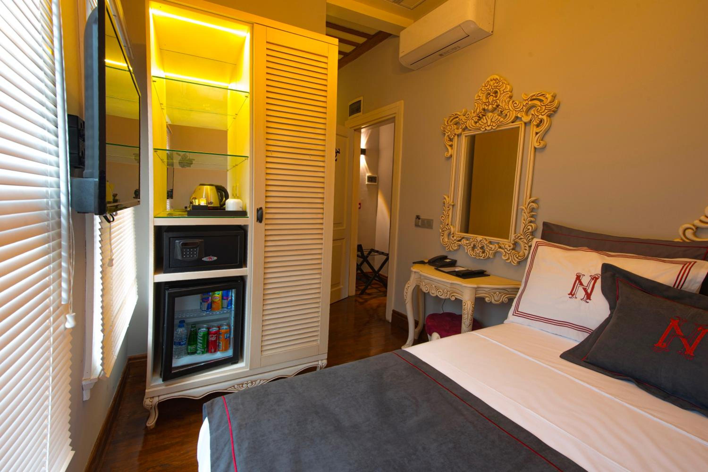 Deluxe Single Room photo 3