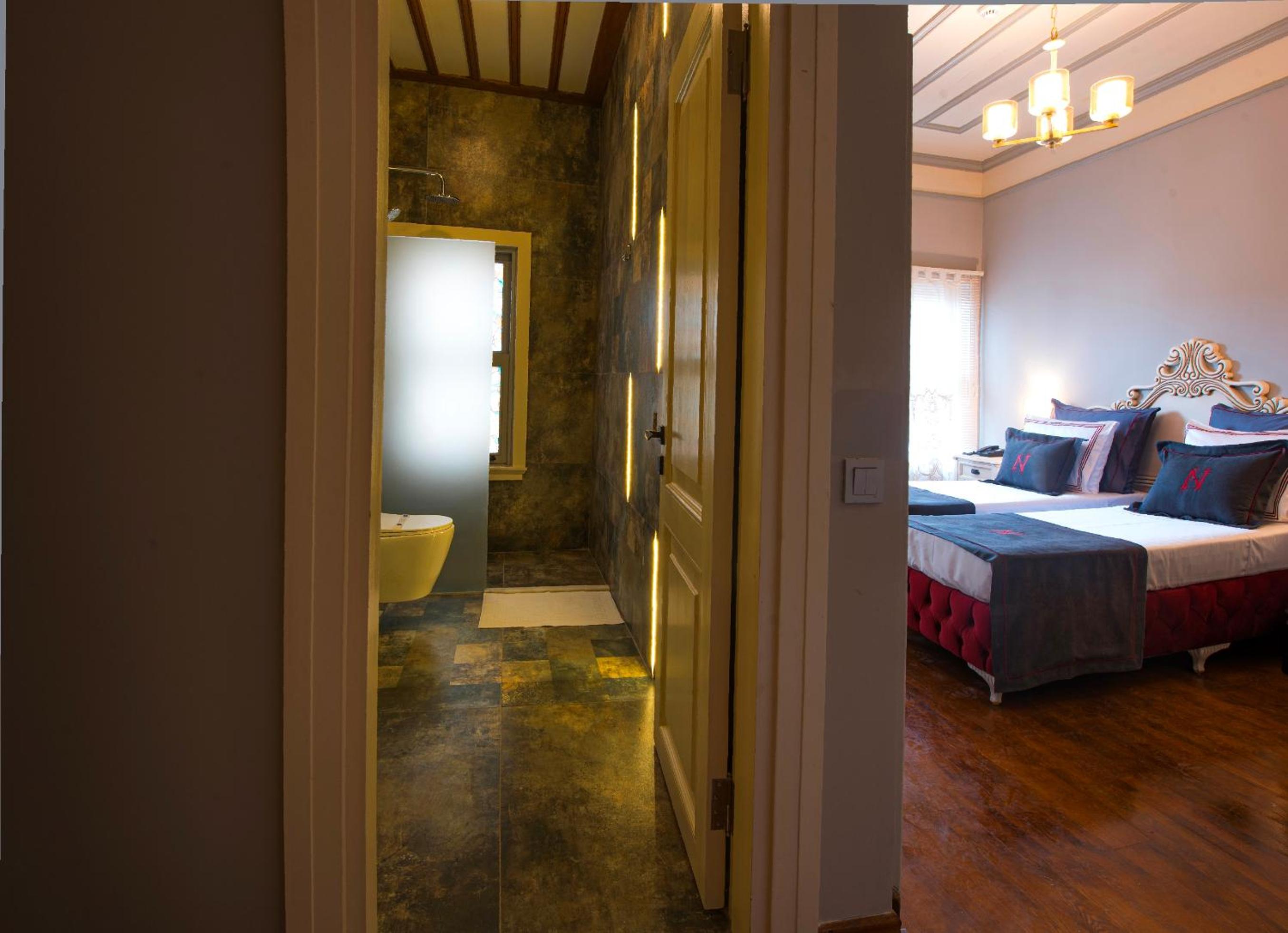 Deluxe Double Room photo 2