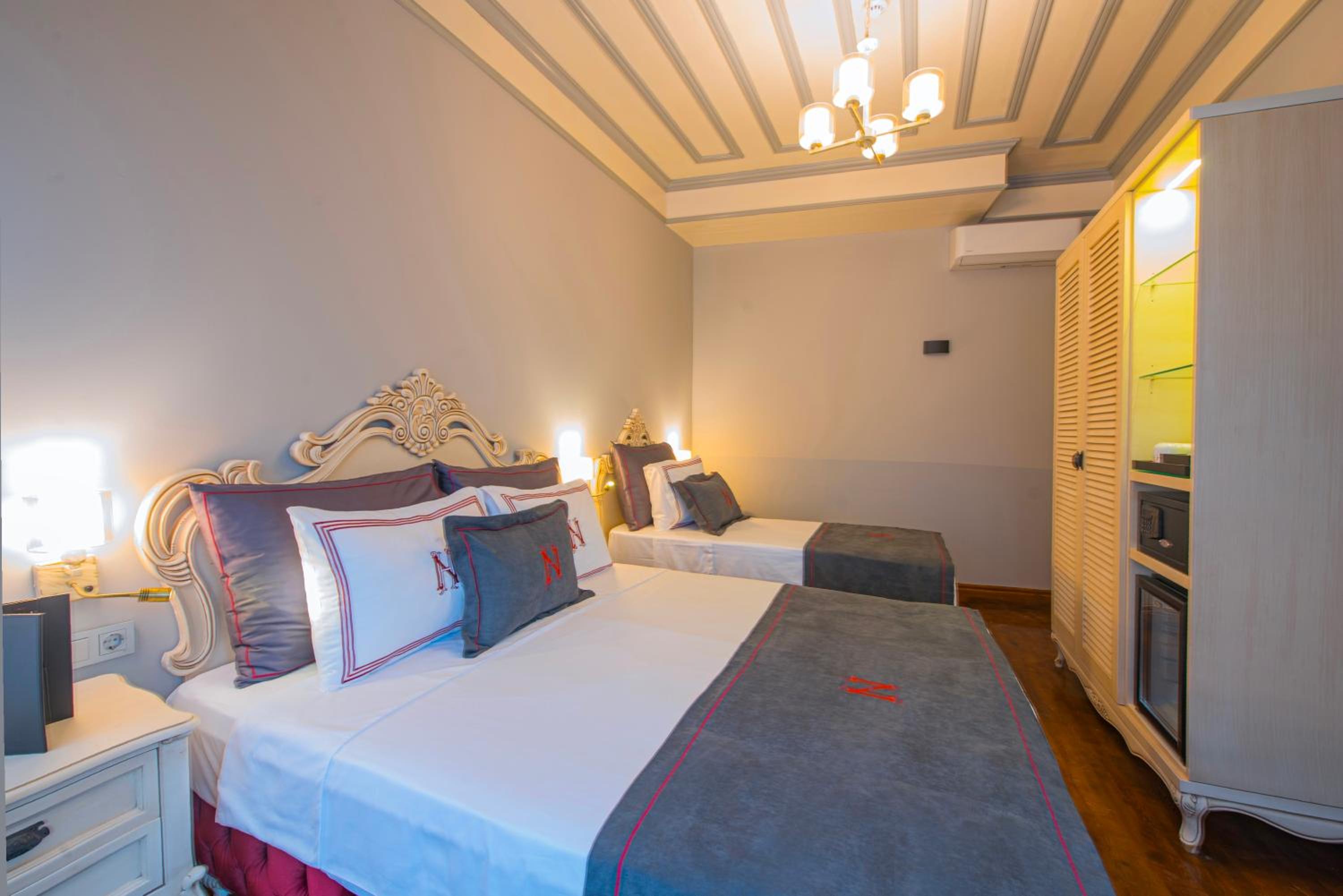 Deluxe Triple Room photo 2