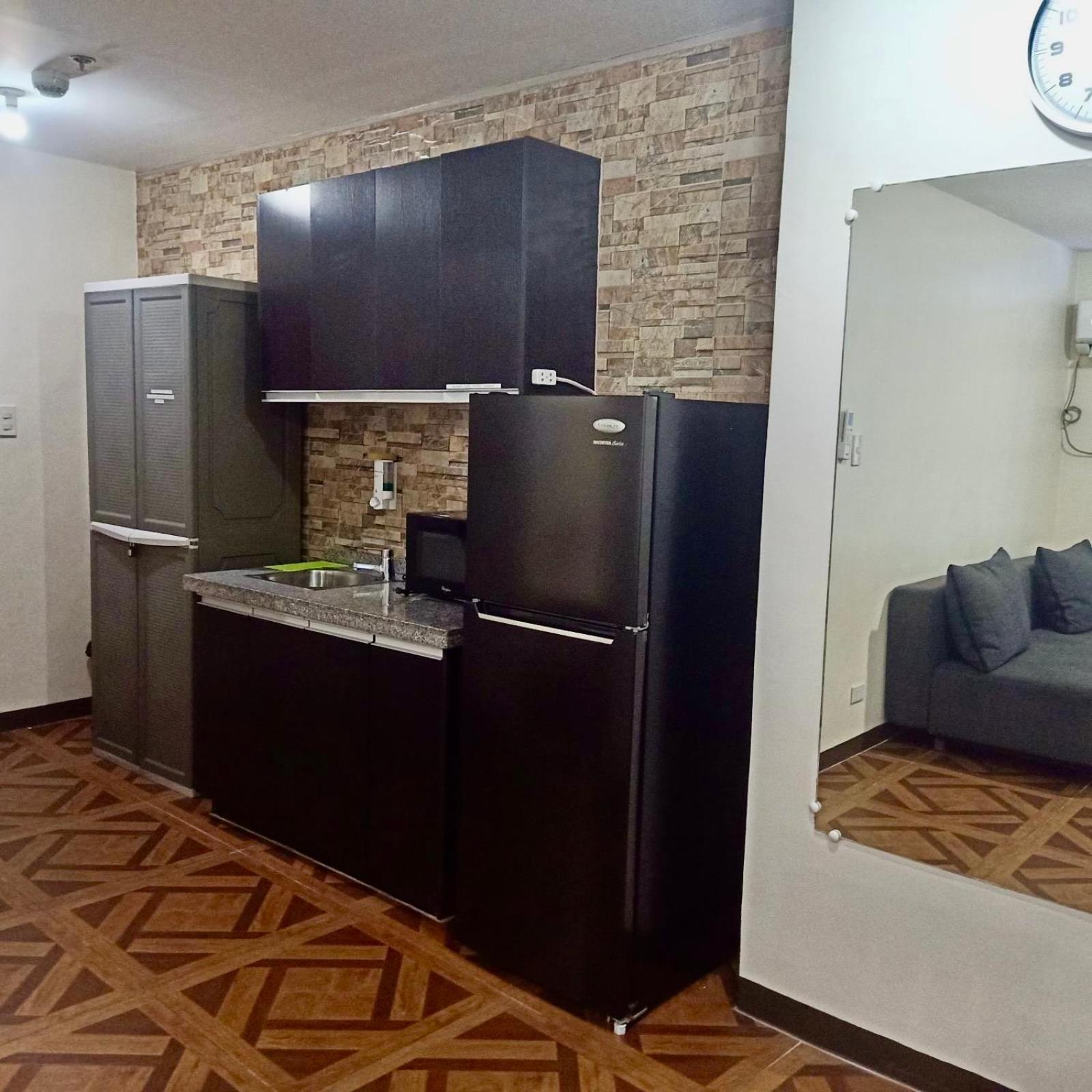 One-Bedroom Apartment - Photo 23
