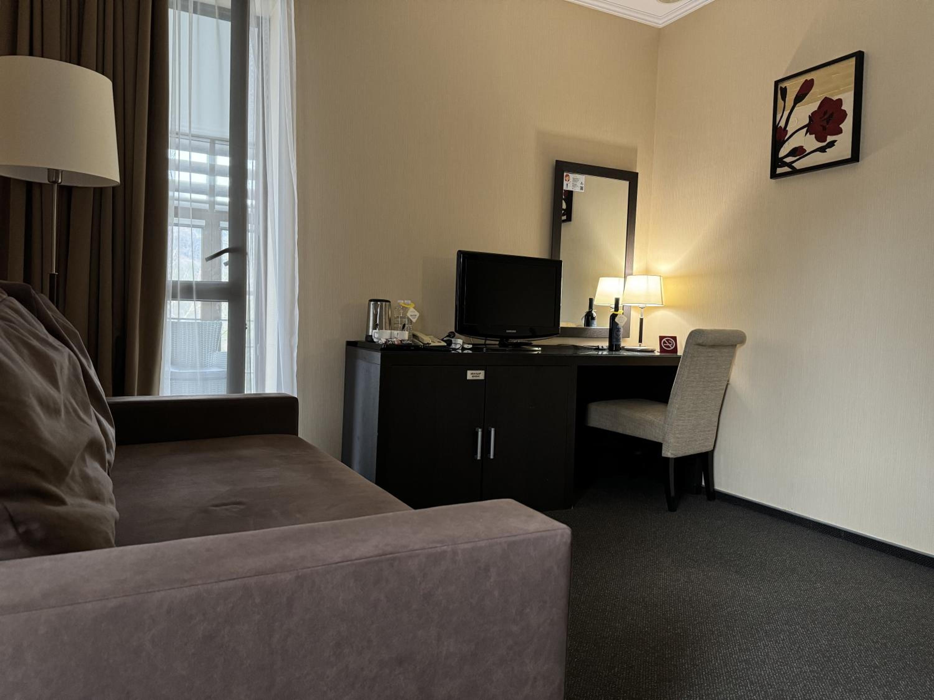 Superior Double or Twin Room photo 2