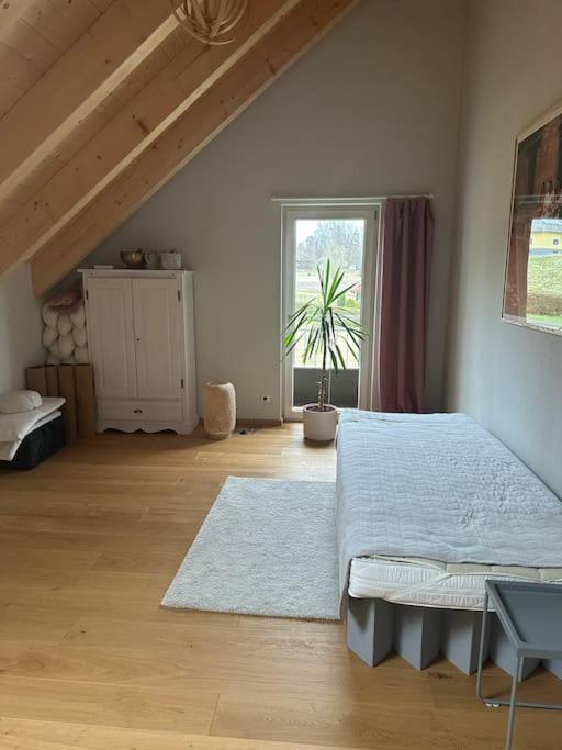 Two-Bedroom House photo 3