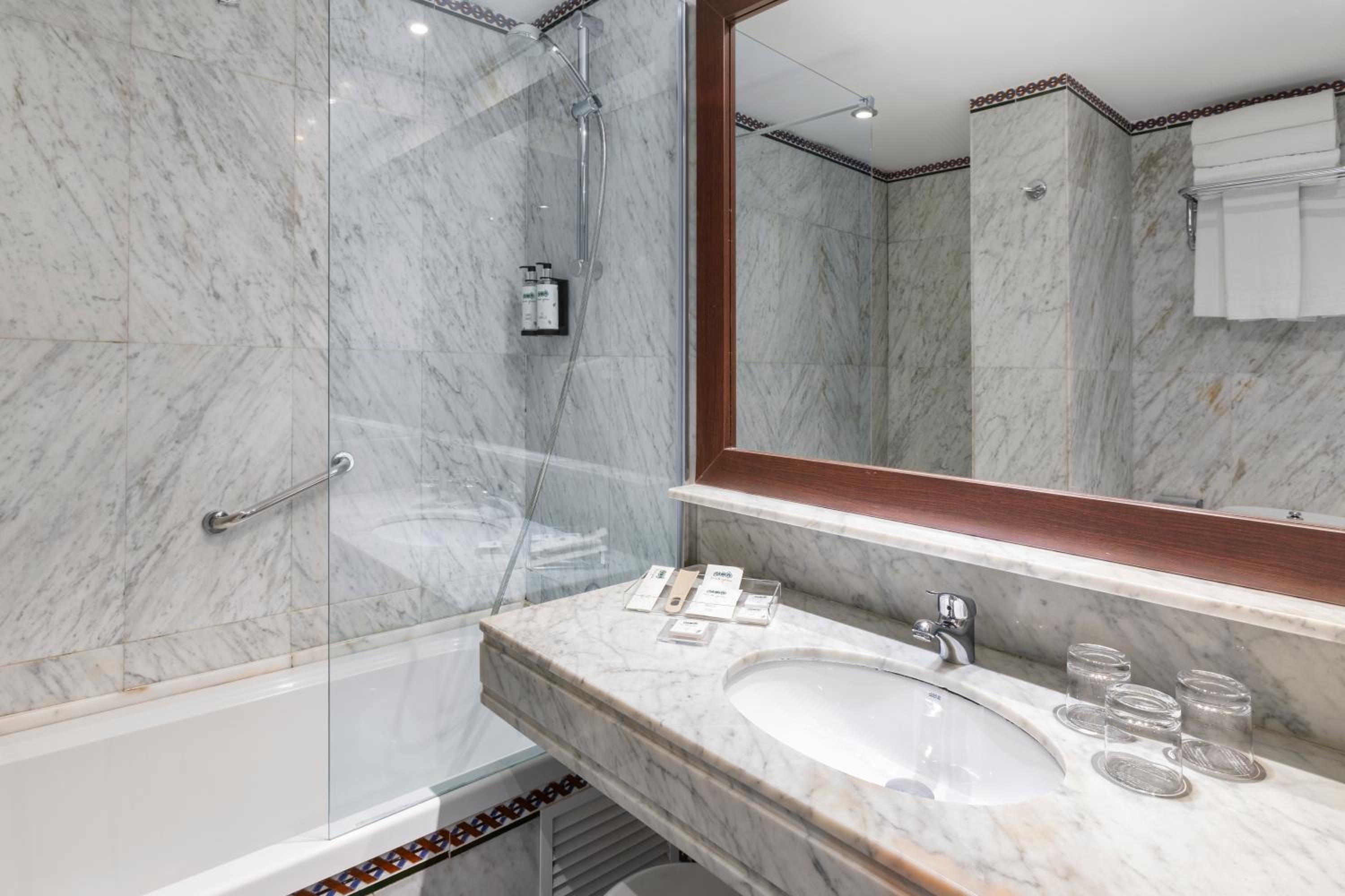 Triple Room - Photo 2