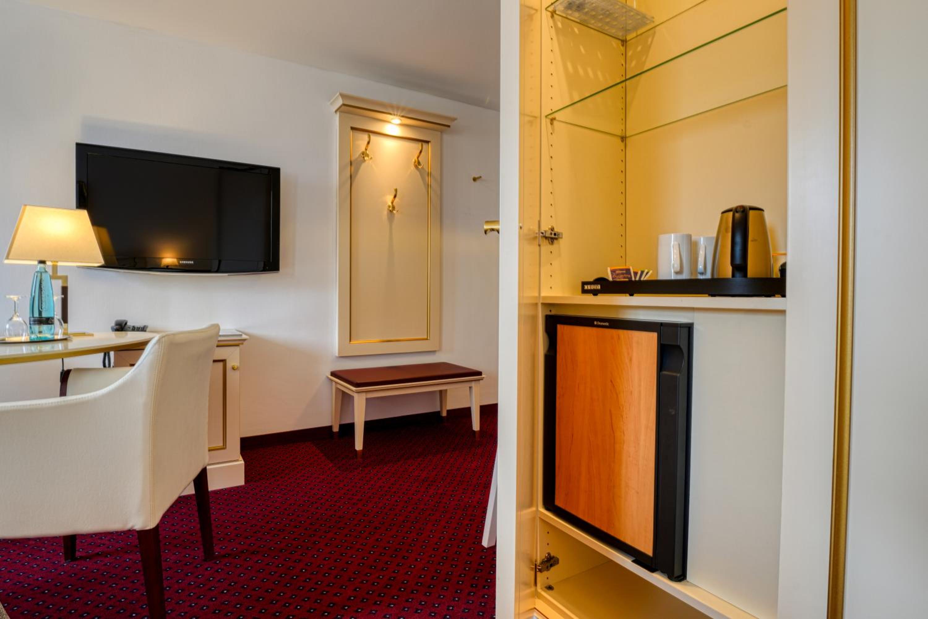 Superior Double Room with Land View - Photo 1