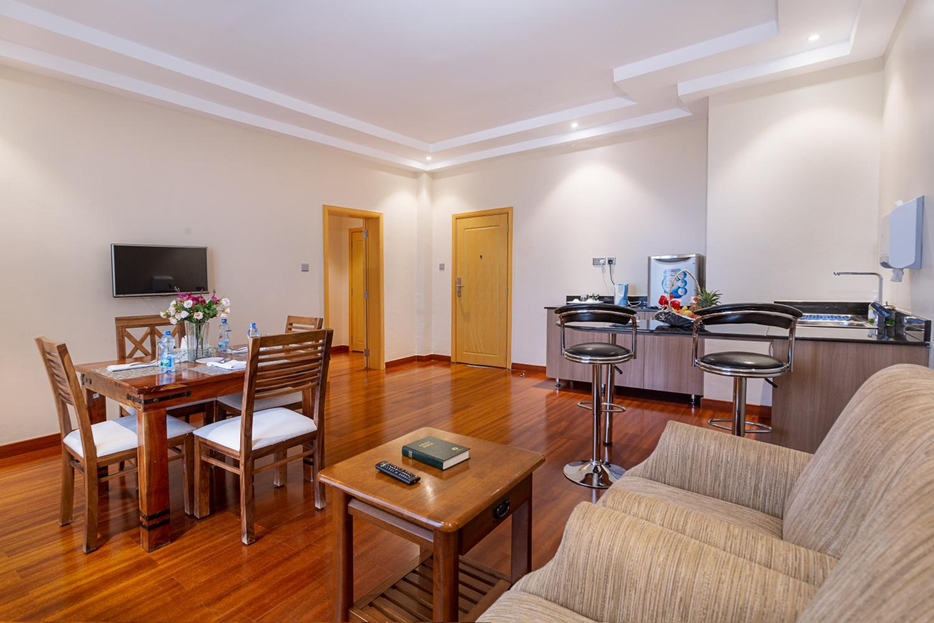 Family Suite - Photo 8