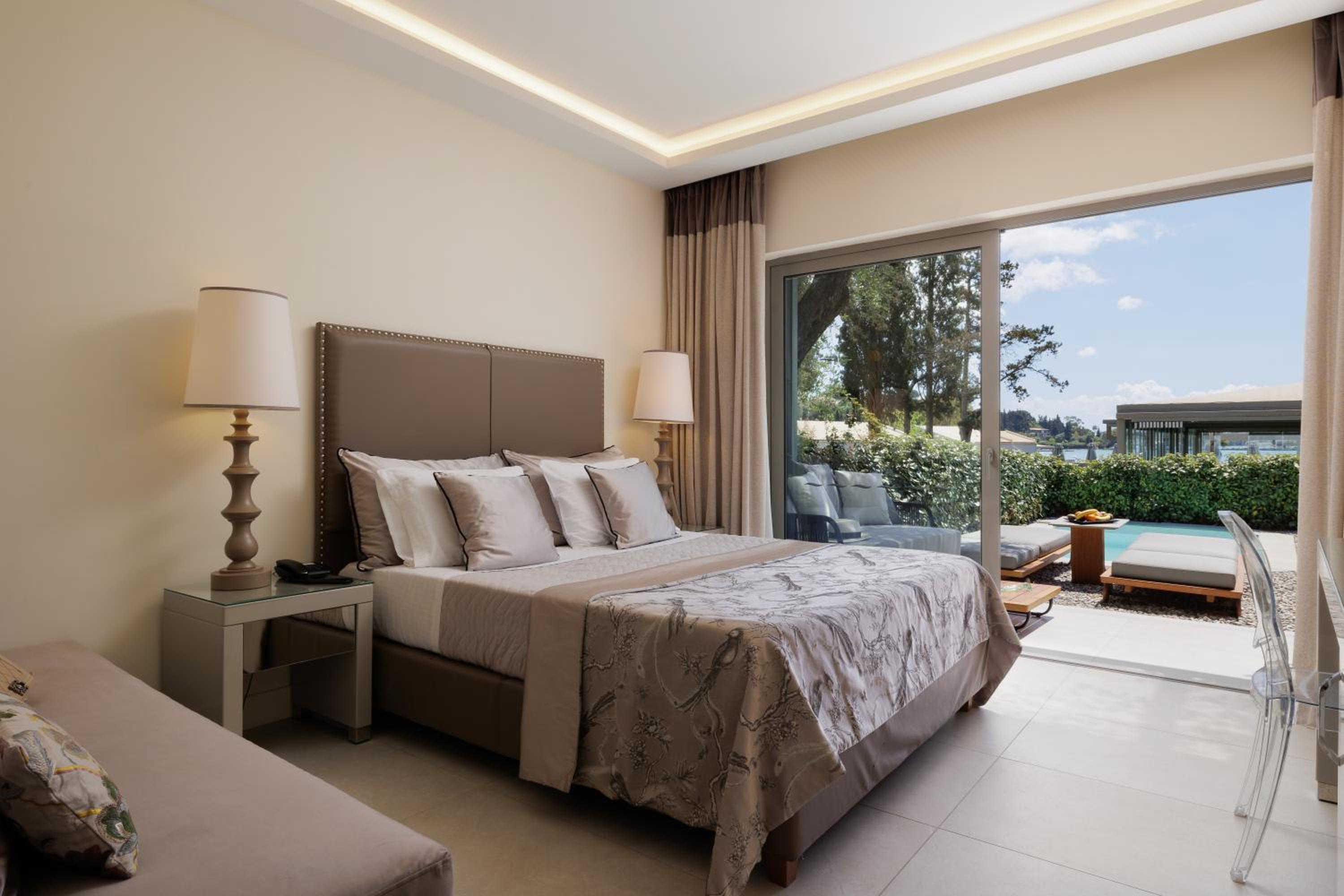 Deluxe Garden View with Private Pool