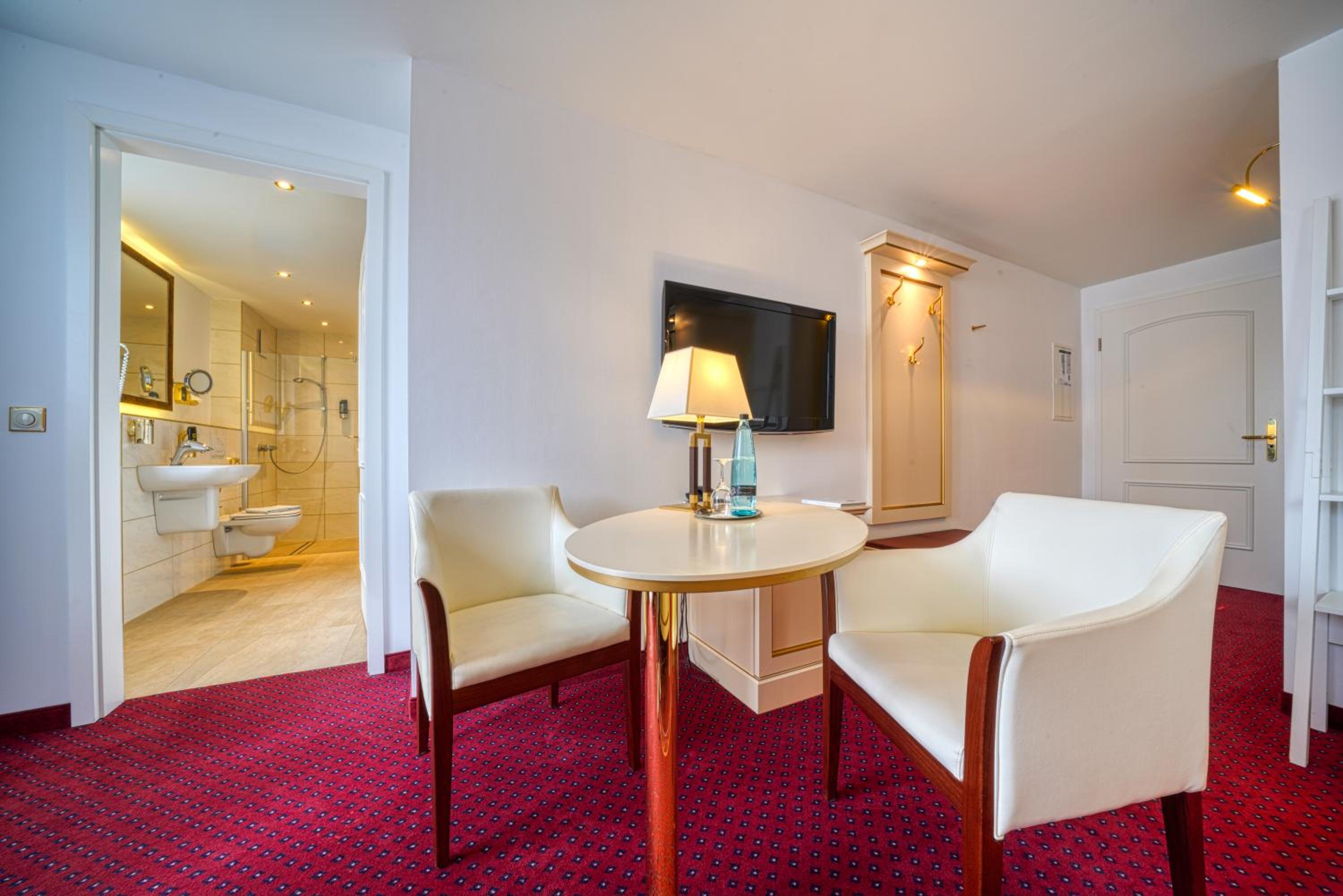 Superior Double Room with Land View - Photo 2