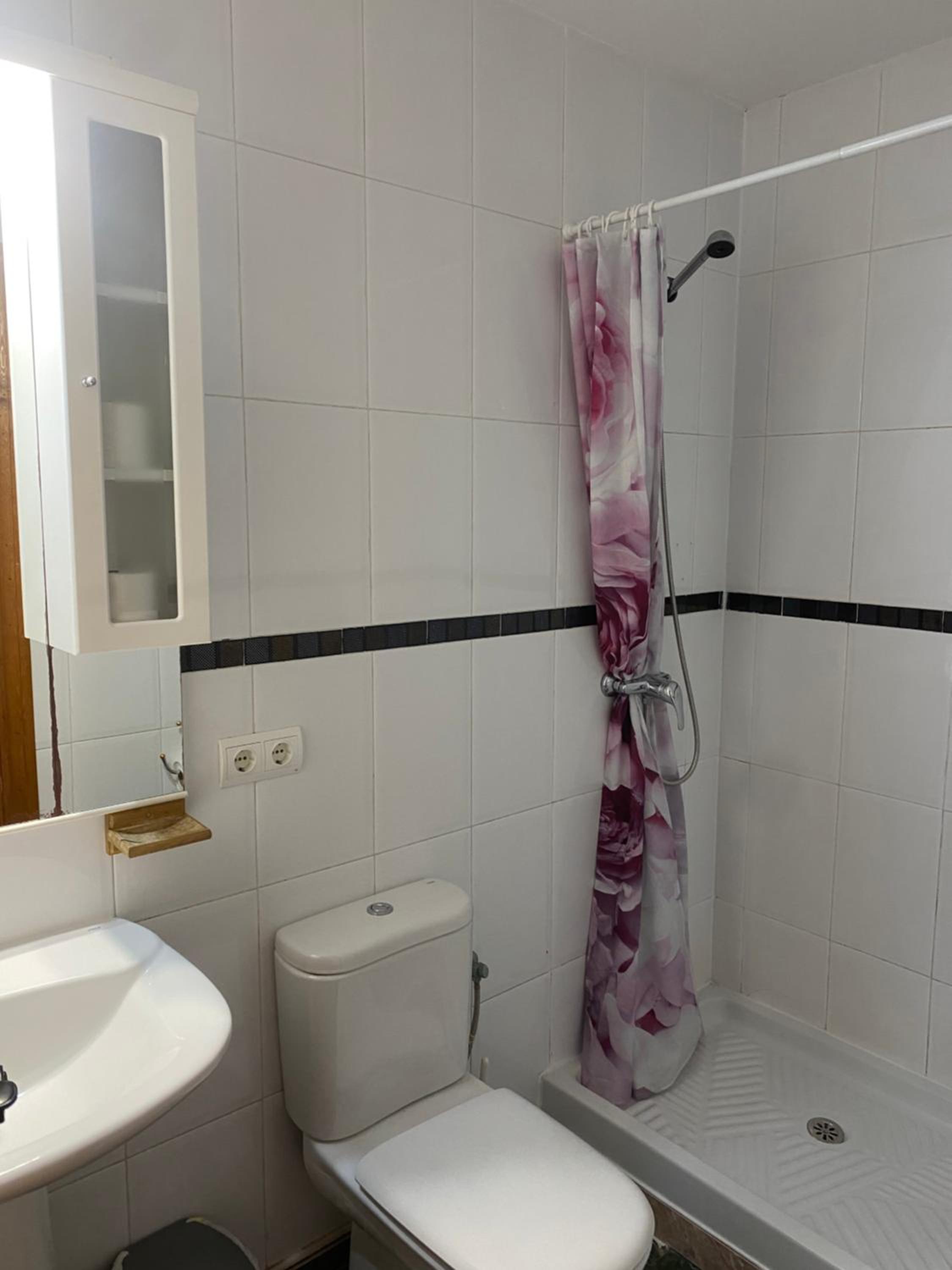 Basic Triple Room