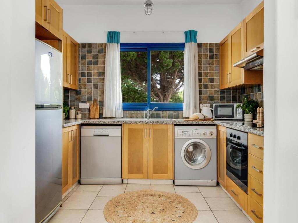 Villa Poseidon photo 3